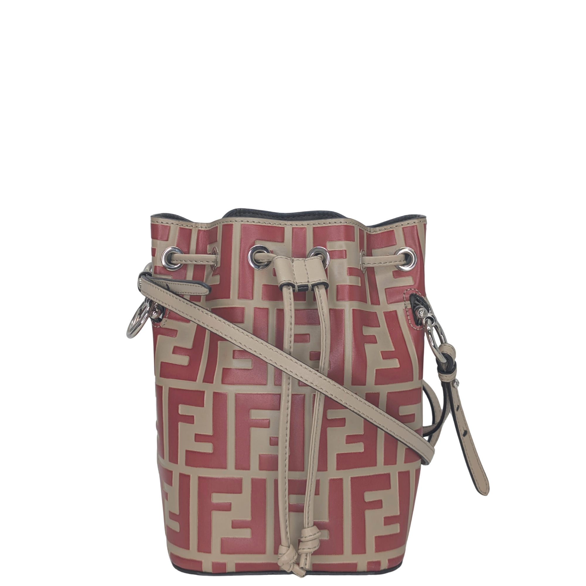 Second-hand Fendi shoulder bags at Lost Designer