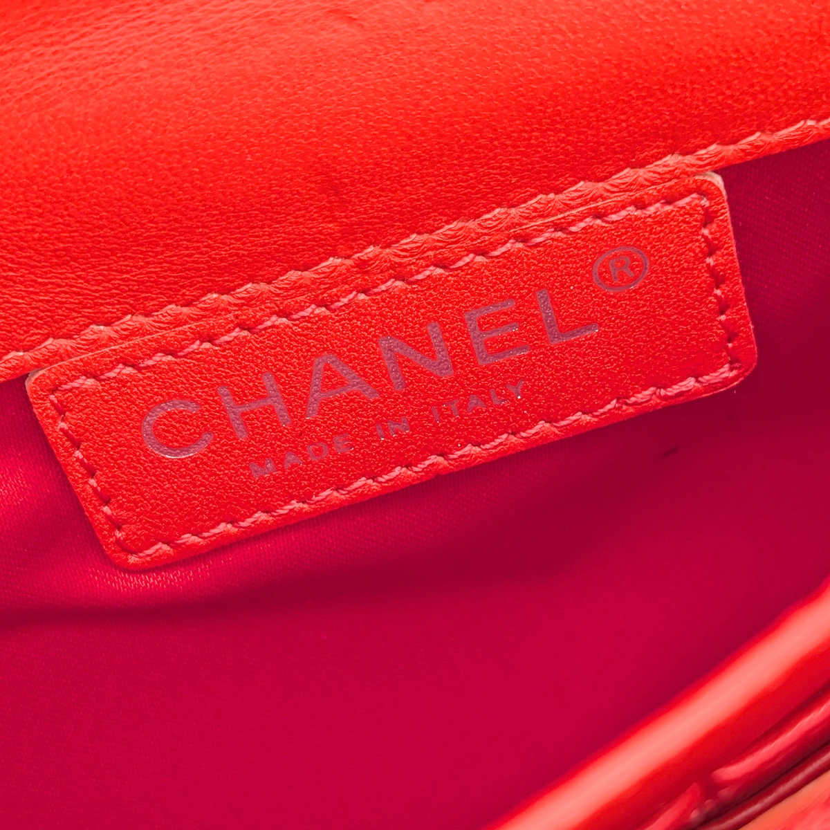 Chanel CC Quilted Lambskin Ultimate Stitch Flap Wallet On Chain Red
