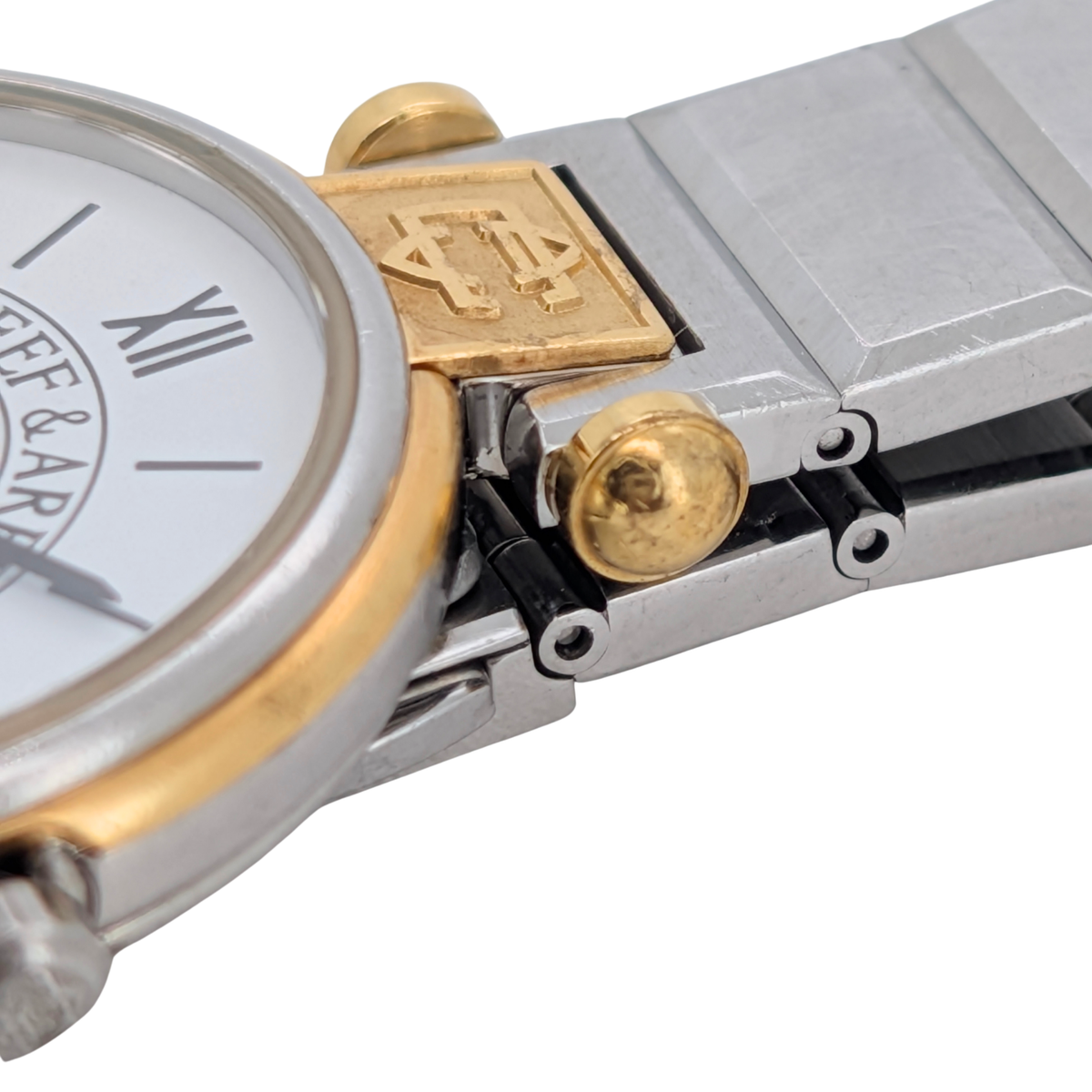 Van Cleef & Arpels La Collection No. 22 Watch 43606 LL5
