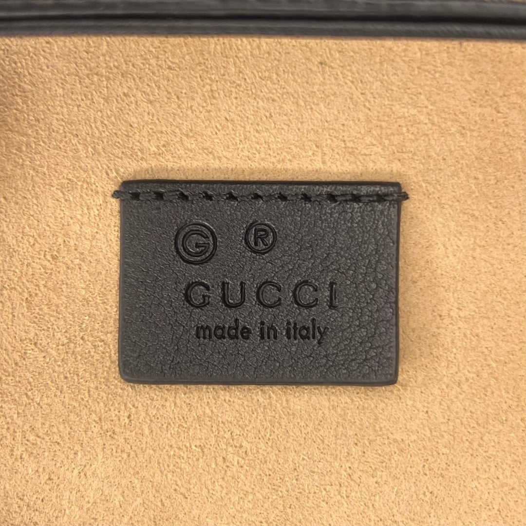 Gucci Padlock Medium GG Supreme Saddle Messenger Bag