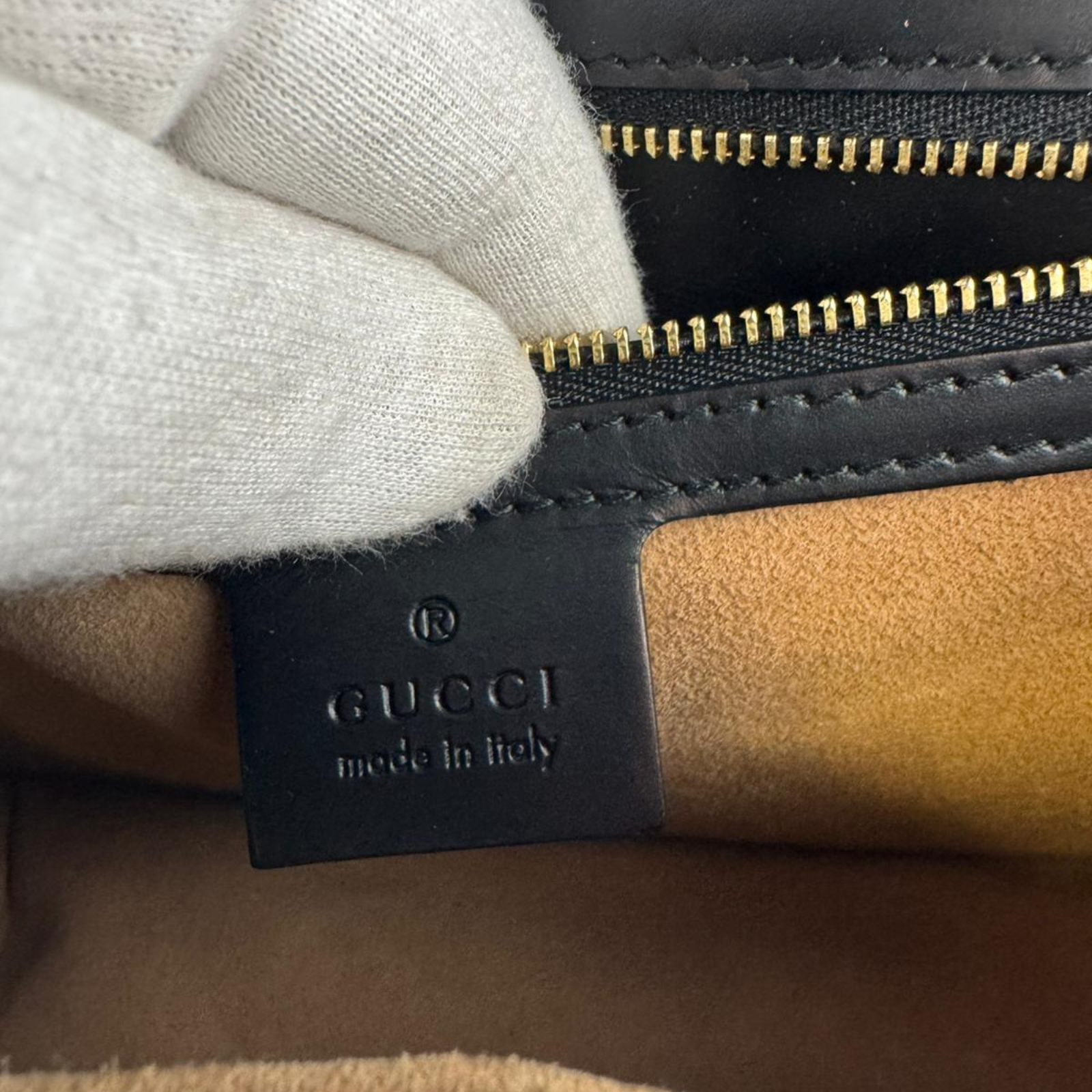 Gucci Small Sylvie Leather Black