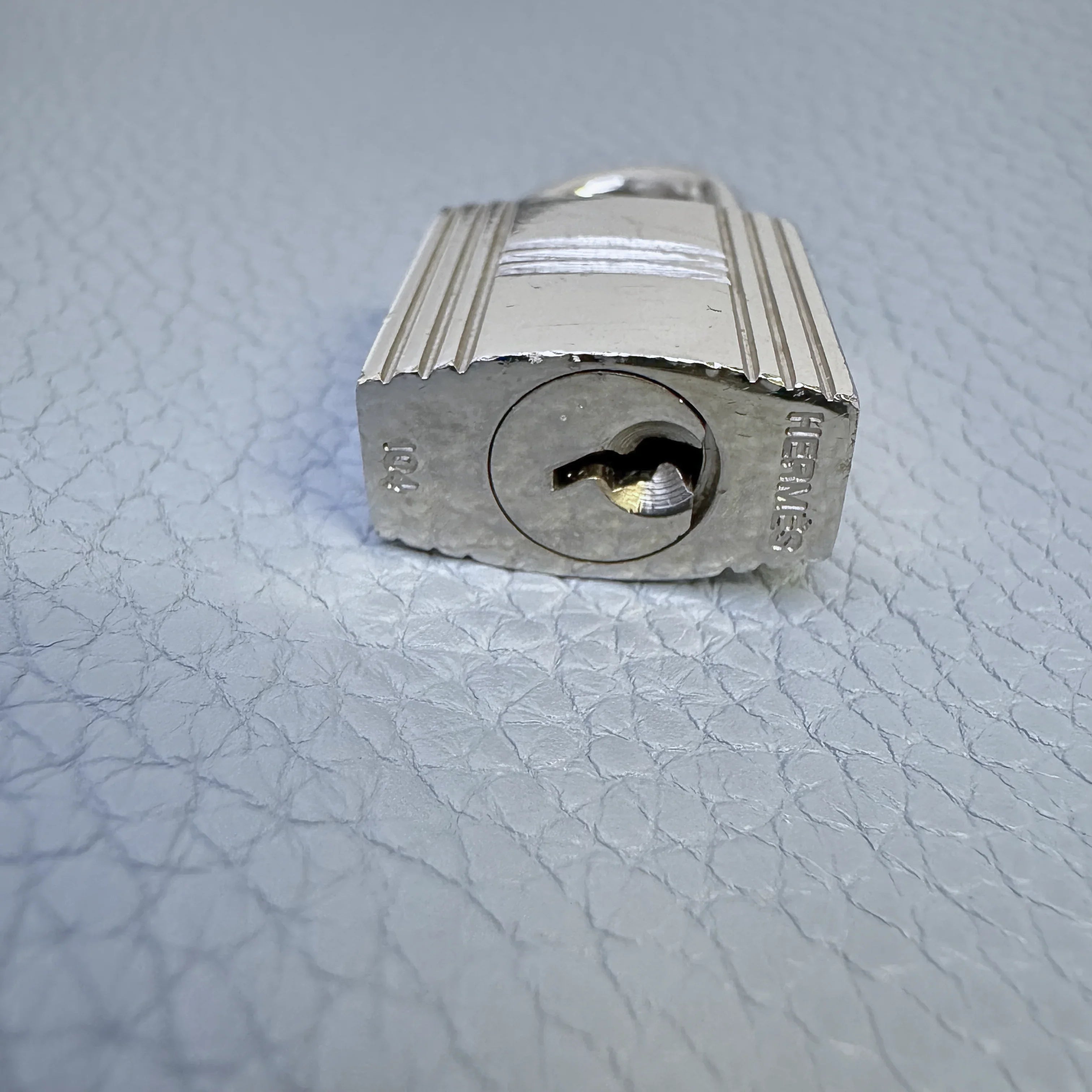 Hermès Picotin Lock 18 Handbag Leather Light Blue - Lost Designer