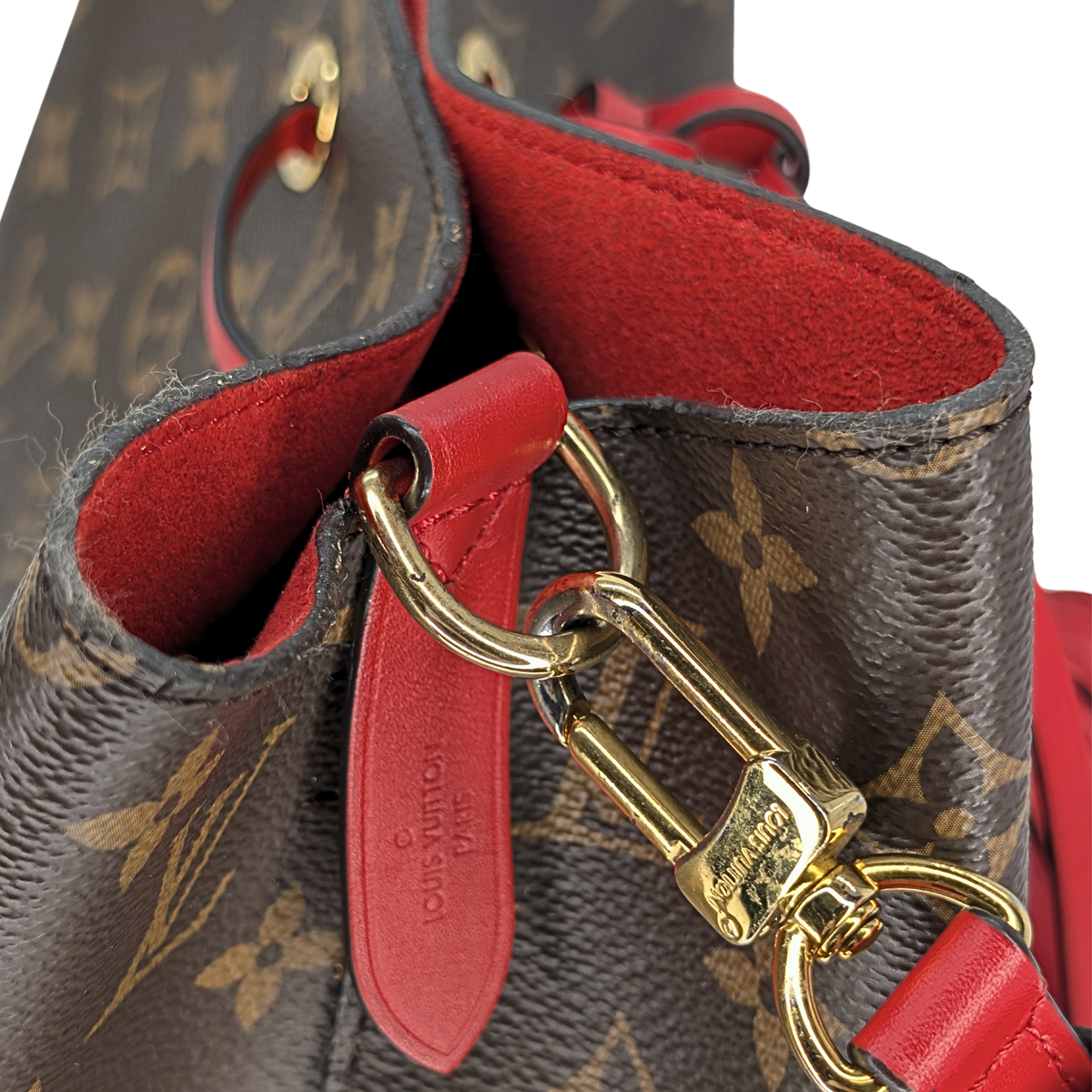 Louis Vuitton NéoNoé Bucket Bag