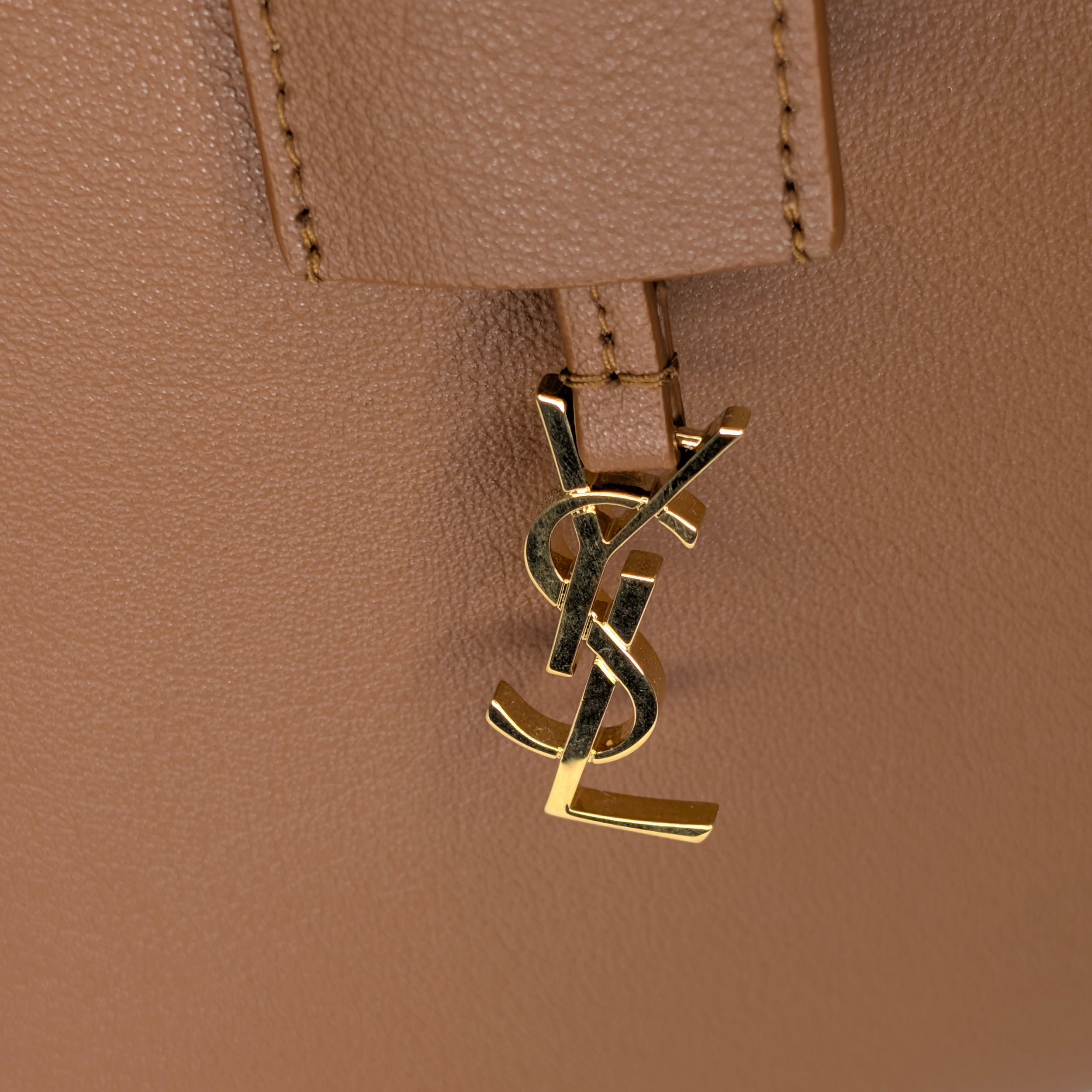 Yves Saint Laurent Toy Shopping Tote Brown