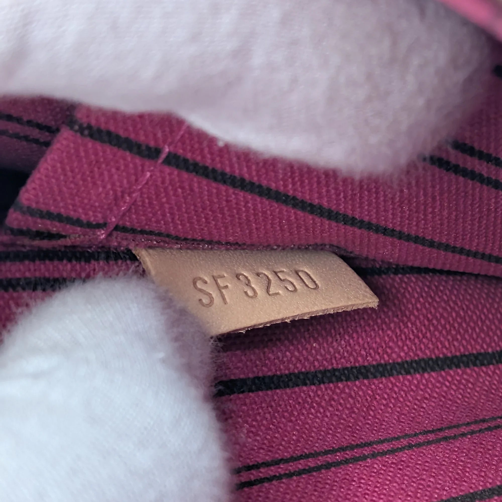 Louis Vuitton Neverfull Monogram Pouch Brown - Lost Designer