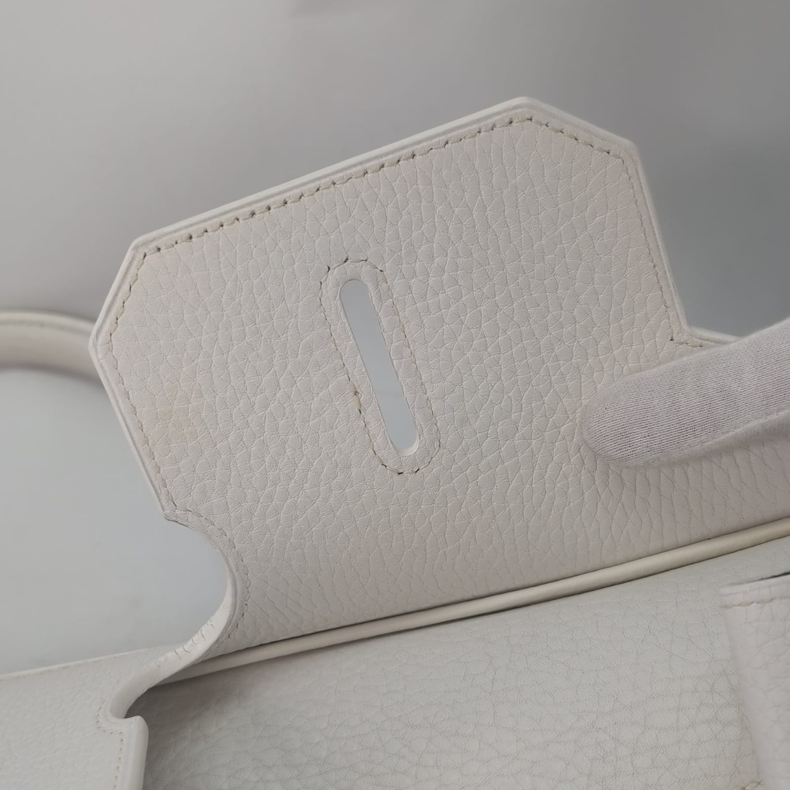 Hermès Birkin Shoulder 42 White Etoupe Clemence Palladium Hardware □J Stamp