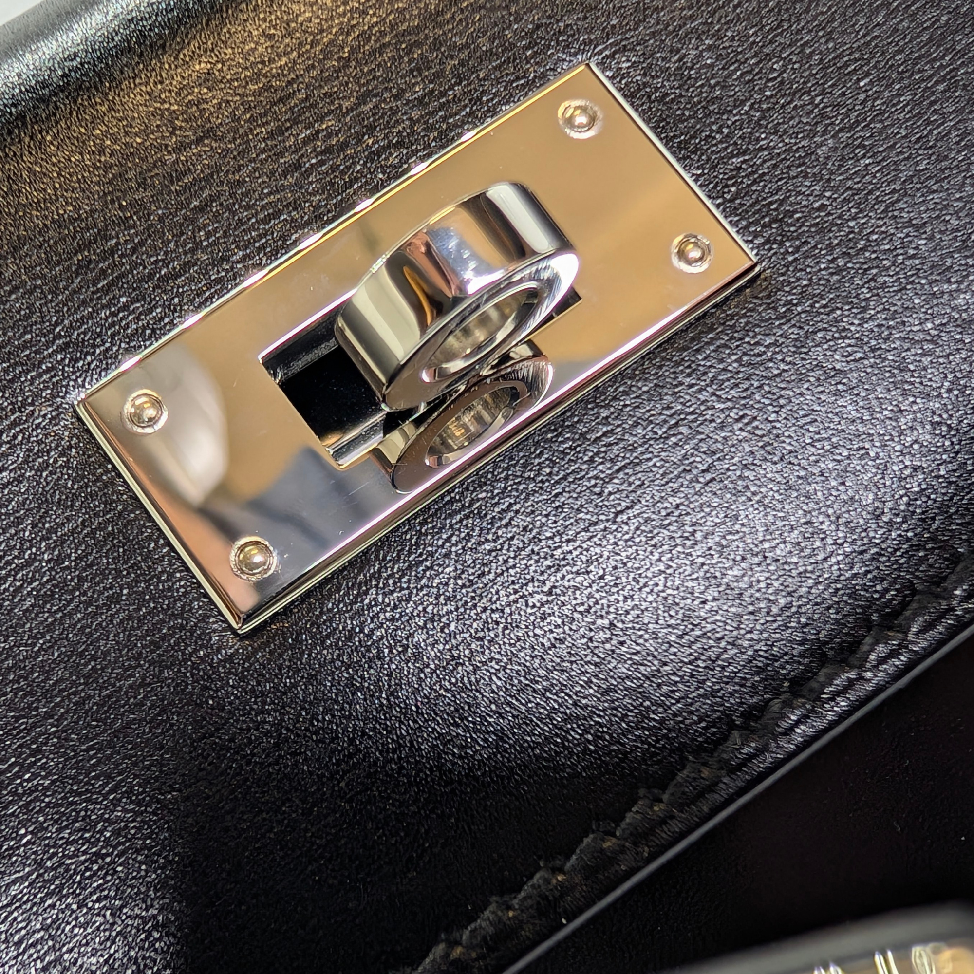 Hermès Kelly 28 SHW Box Leather W Stamp 2024 Black