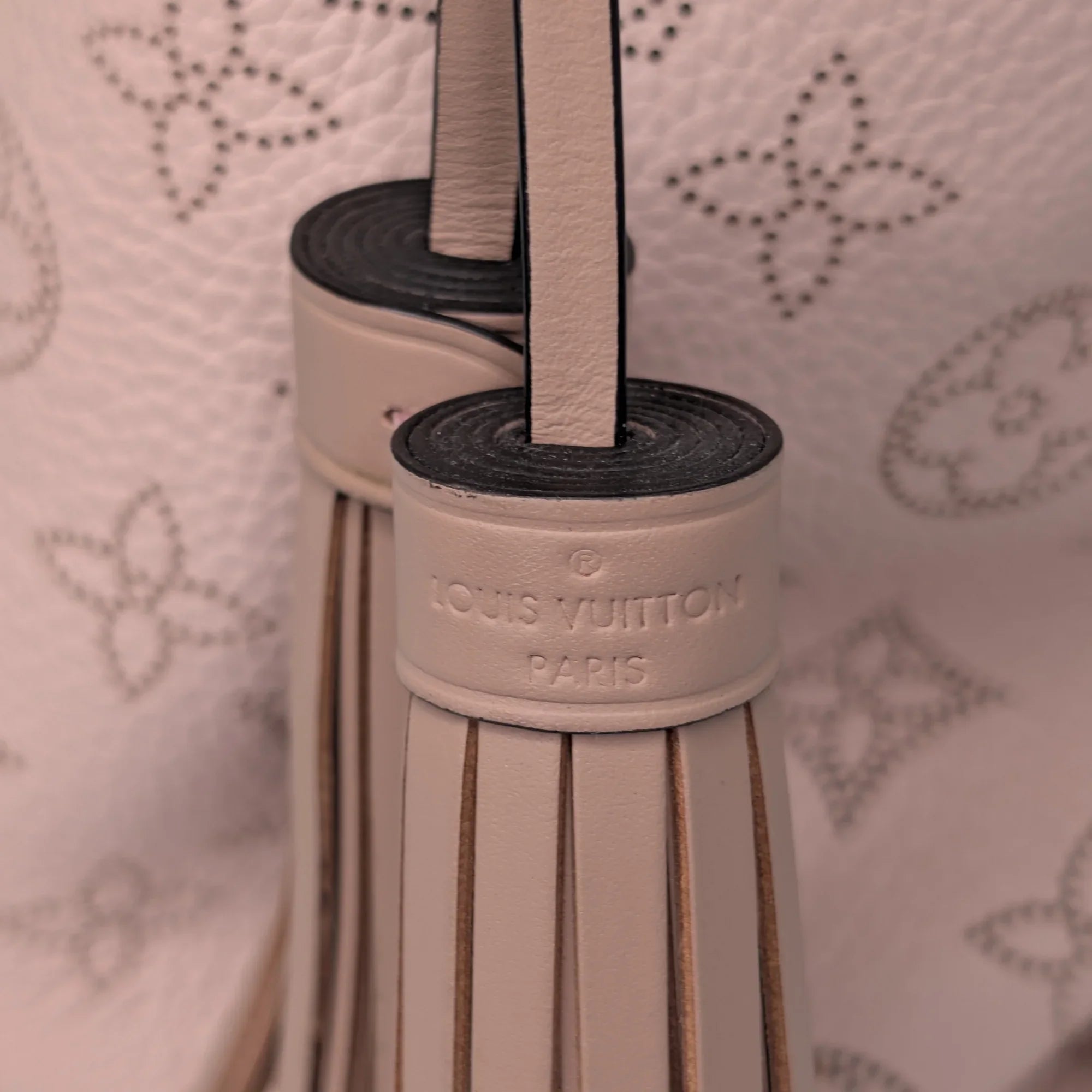 Louis Vuitton Mahina Haumea Magnolia Pink - Lost Designer