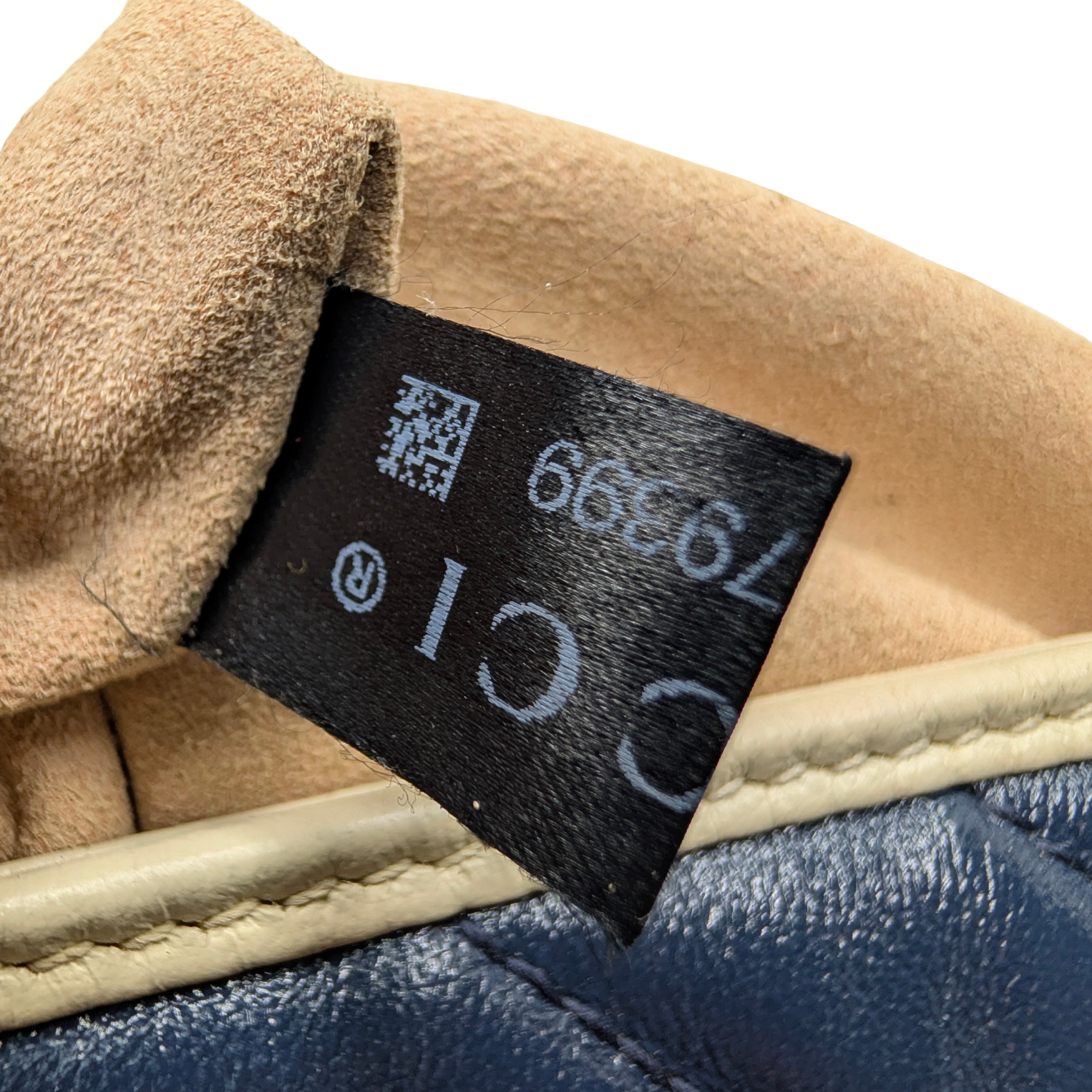 Gucci GG Marmont Matelassé Torchon Flap Crossbody Bag Navy White