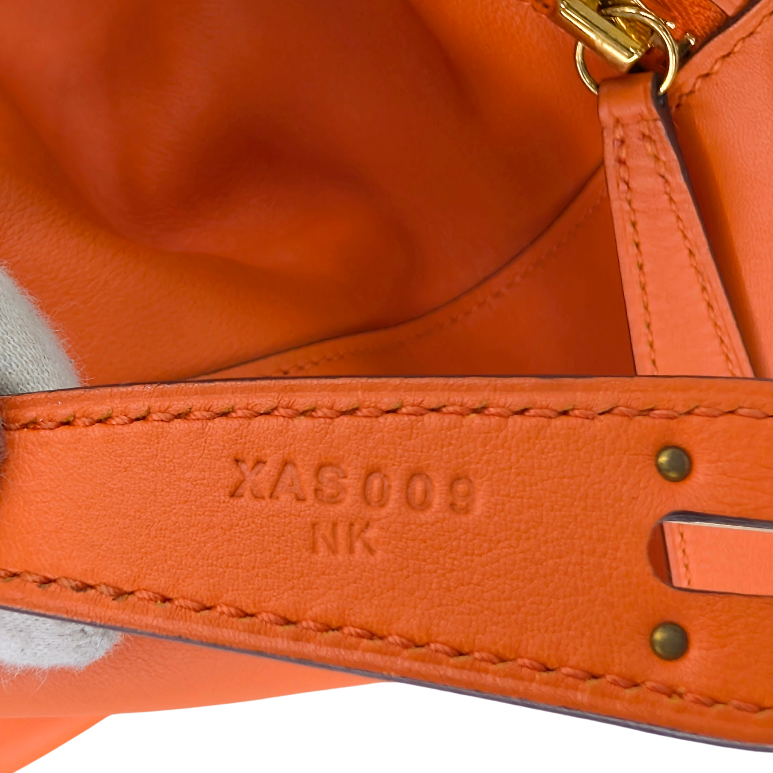 Hermes Lindy 30 Swift Leather Orange LGHW X Stamp