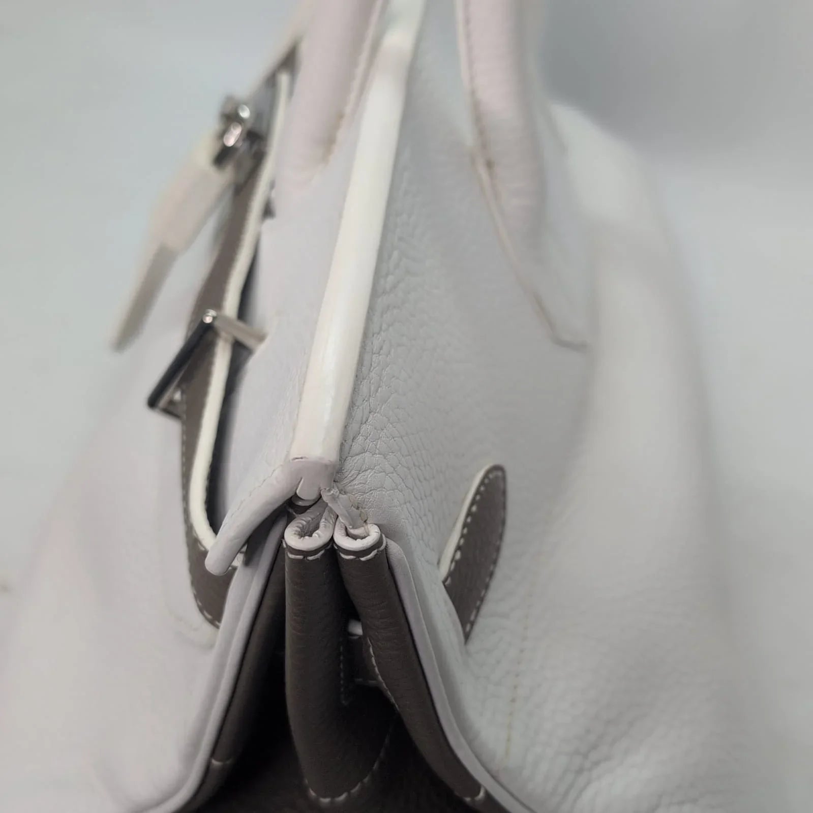 Hermès Birkin Shoulder 42 White Etoupe Clemence Palladium Hardware □J Stamp - Lost Designer