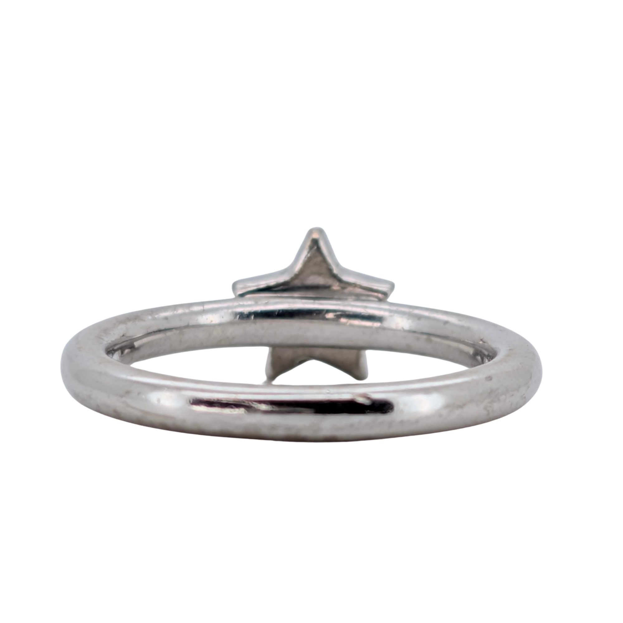 18K White gold Natural Diamond Star Ring