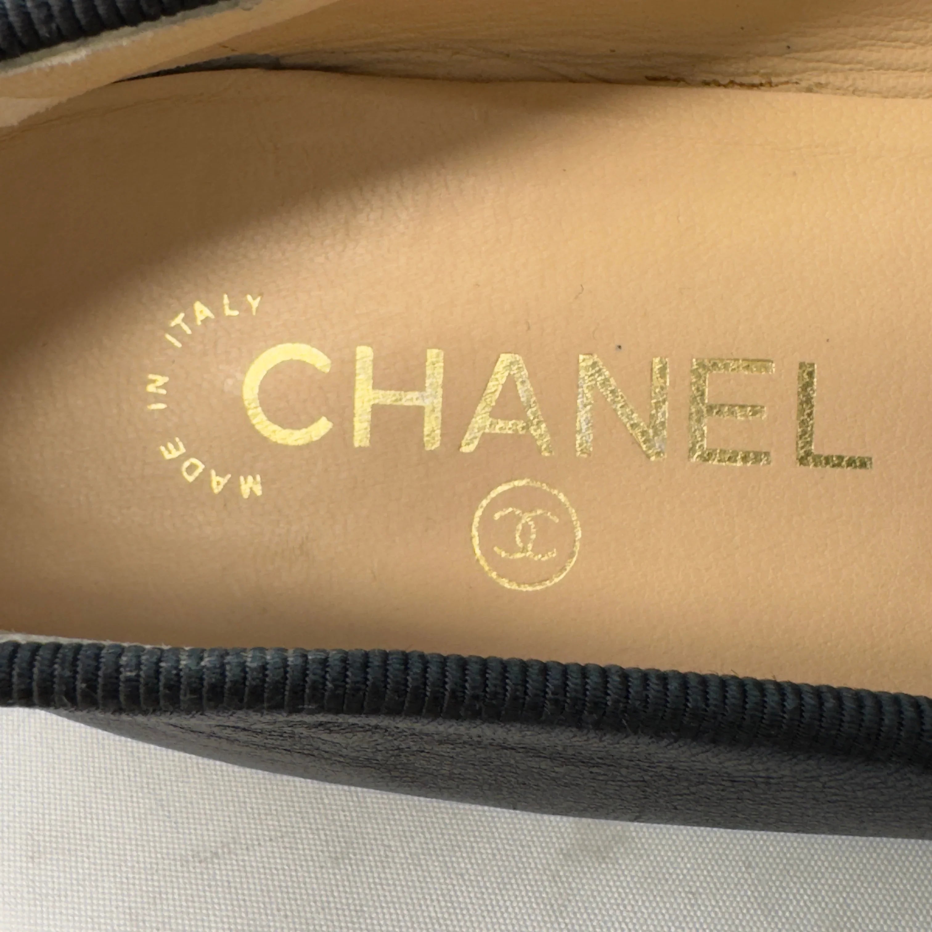 Chanel Patent Leather Cap Toe Ballerina Flats Black 39.5 - Lost Designer