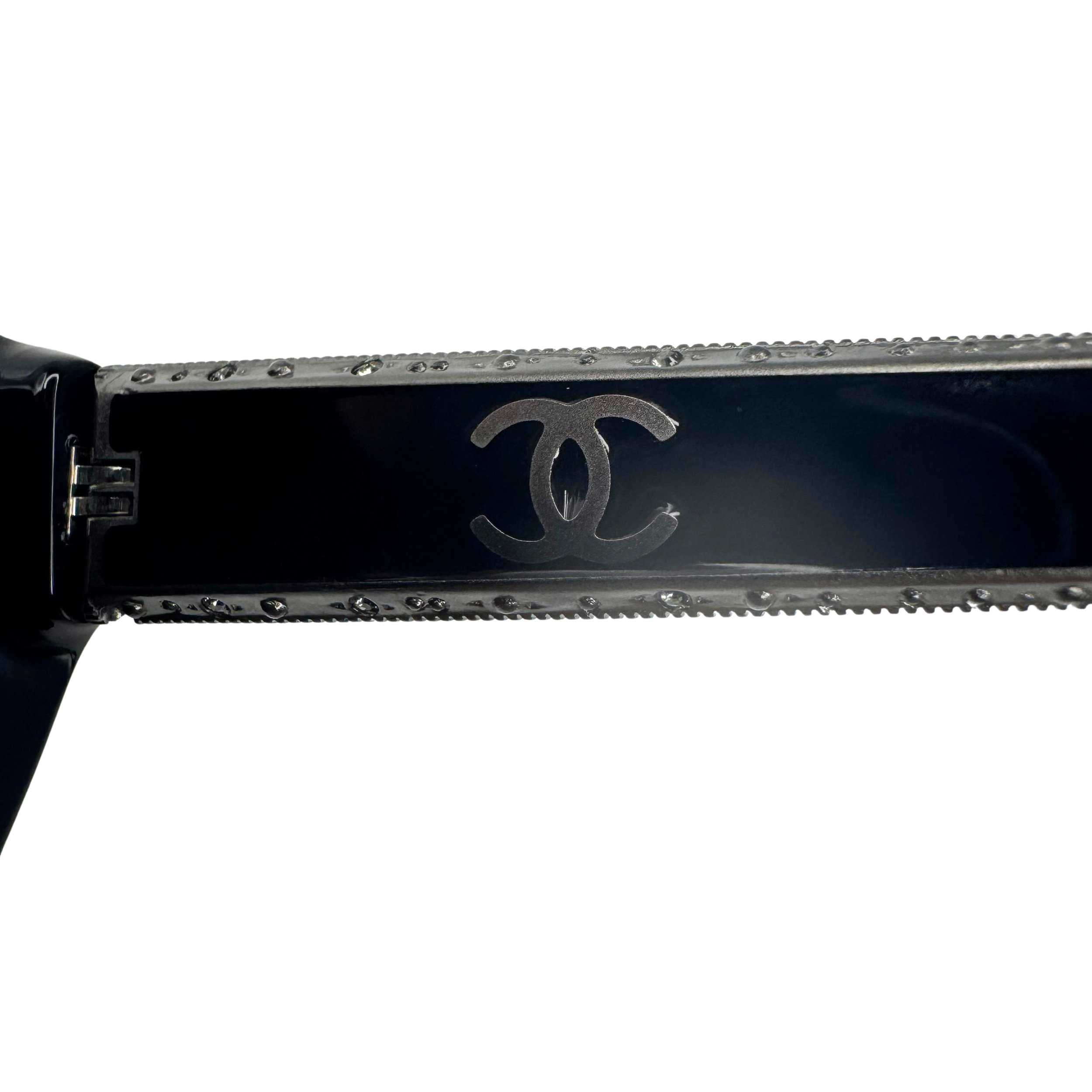 Chanel 5298-B c.501/S8 Black Cat-Eye Polarised Sunglasses