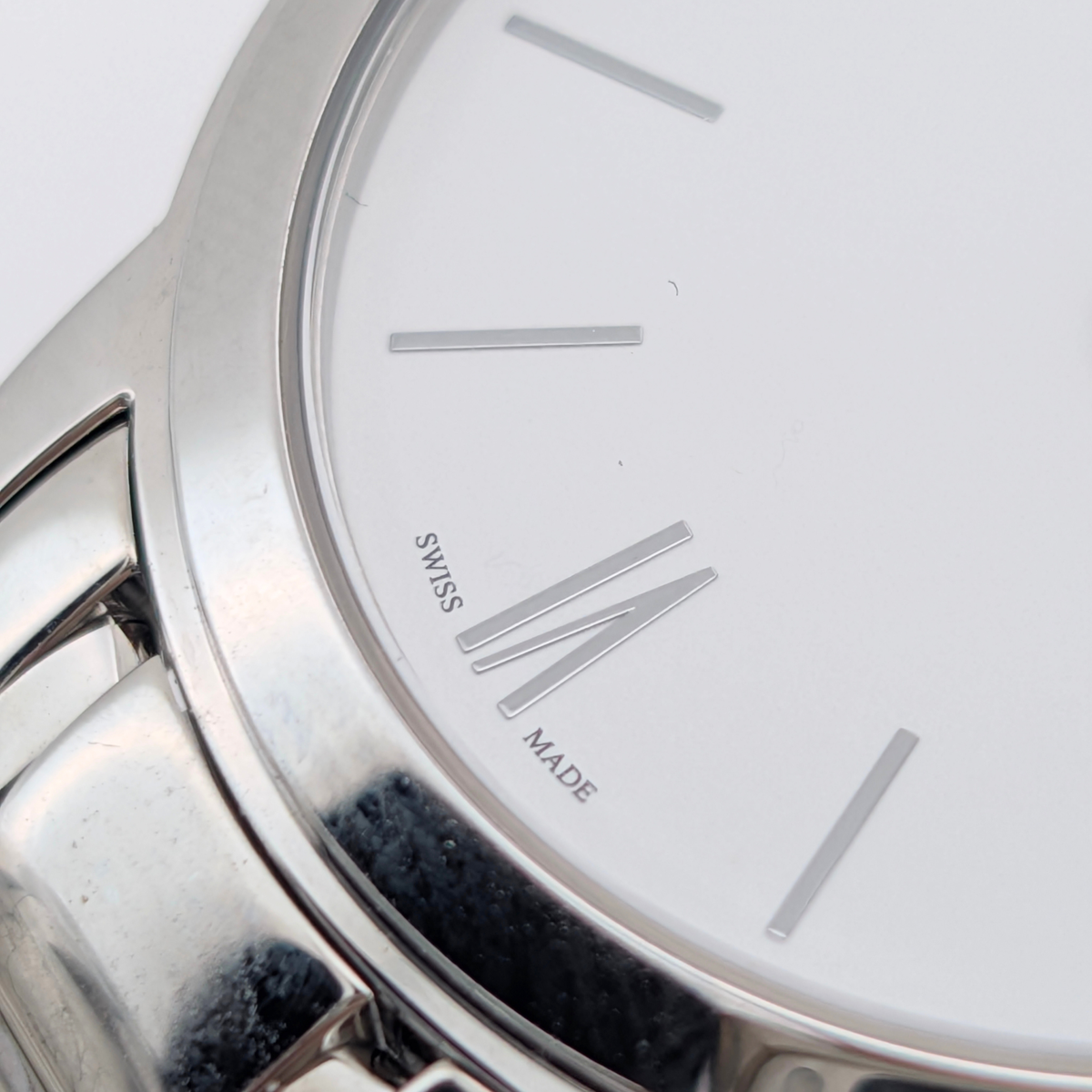 Baume & Mercier Classima 65808 32mm Watch