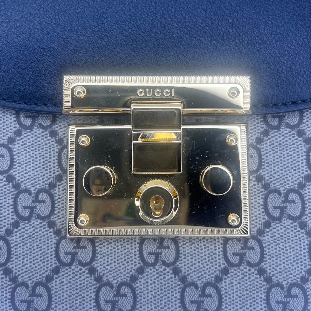 Gucci Padlock Medium GG Supreme Saddle Messenger Bag
