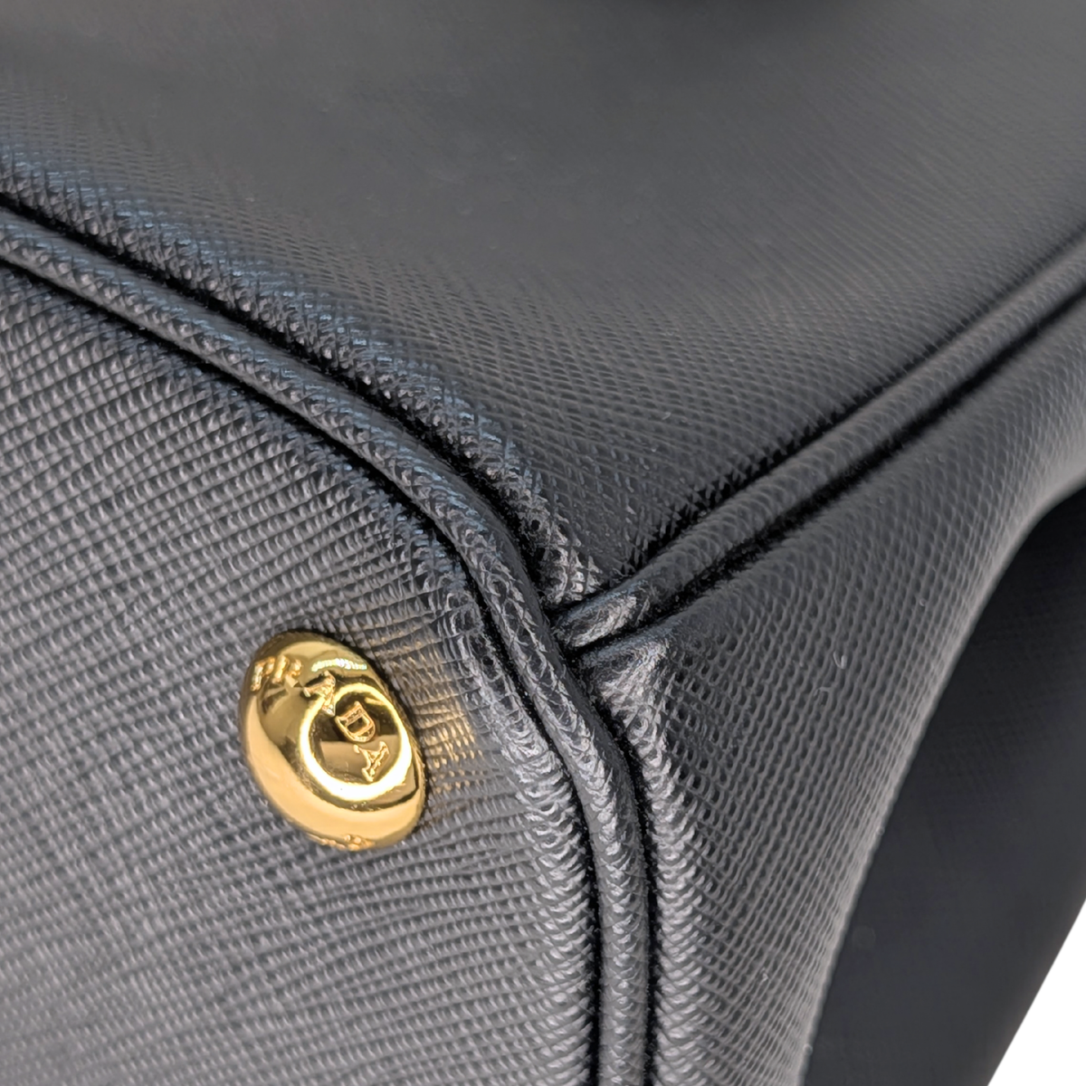Prada Galleria Medium Saffiano Leather Black