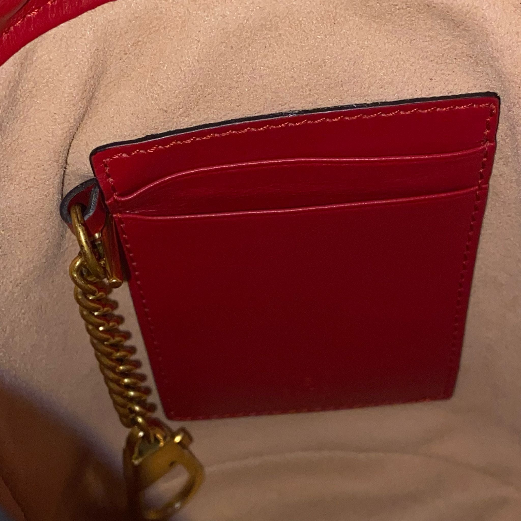 Gucci Calfskin Matelassé Mini GG Marmont Bucket Bag – Hibiscus Red