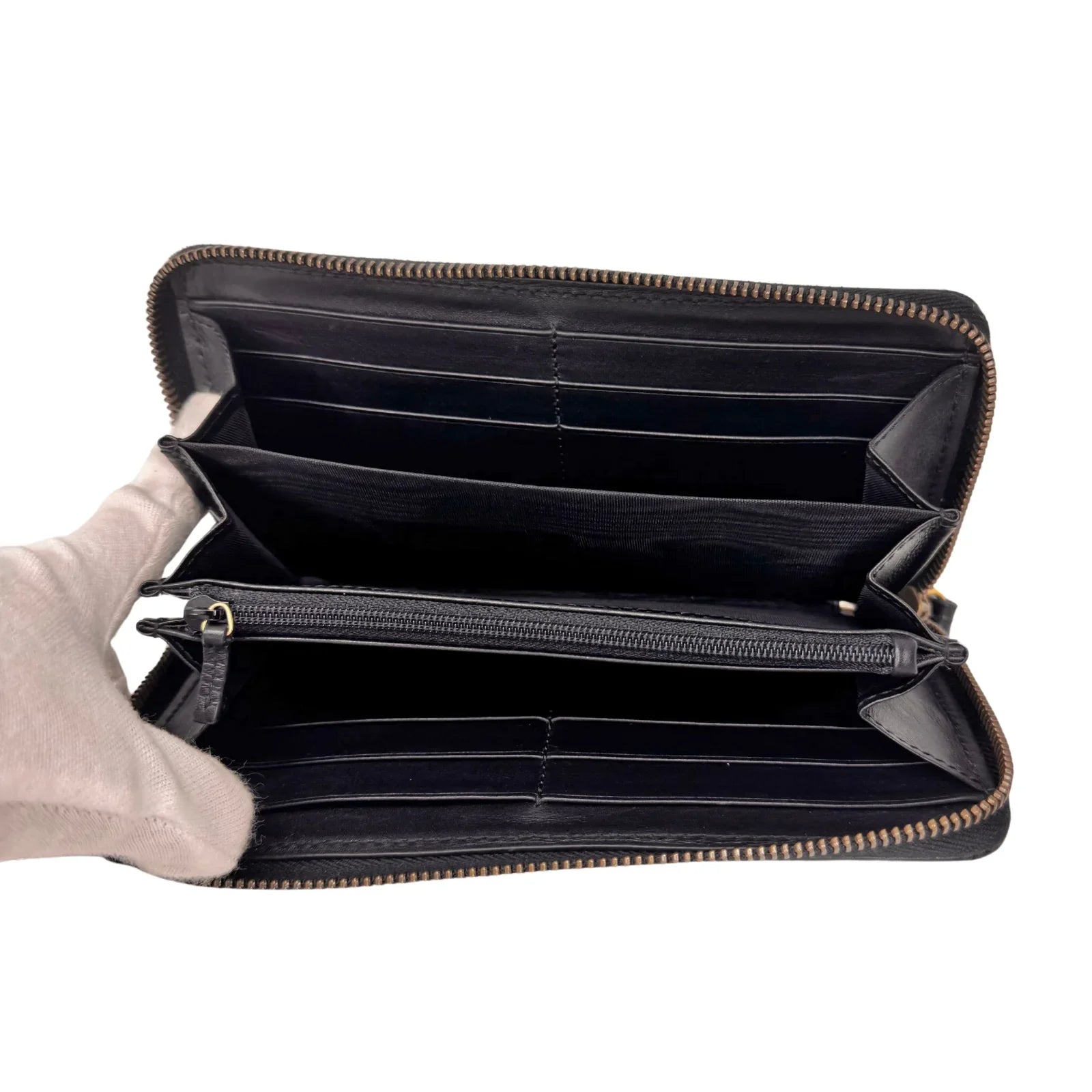 Gucci GG Marmont Zip-Around Long Wallet Black Matelassé Chevron Leather