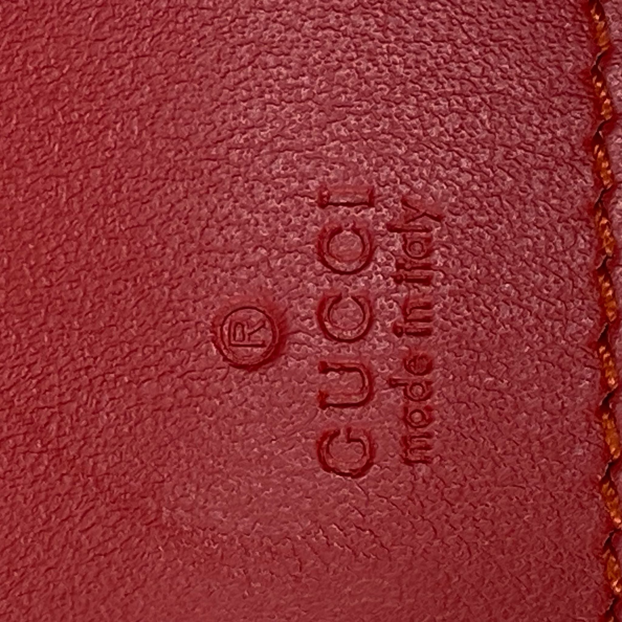 Gucci Calfskin Matelassé Mini GG Marmont Bucket Bag – Hibiscus Red