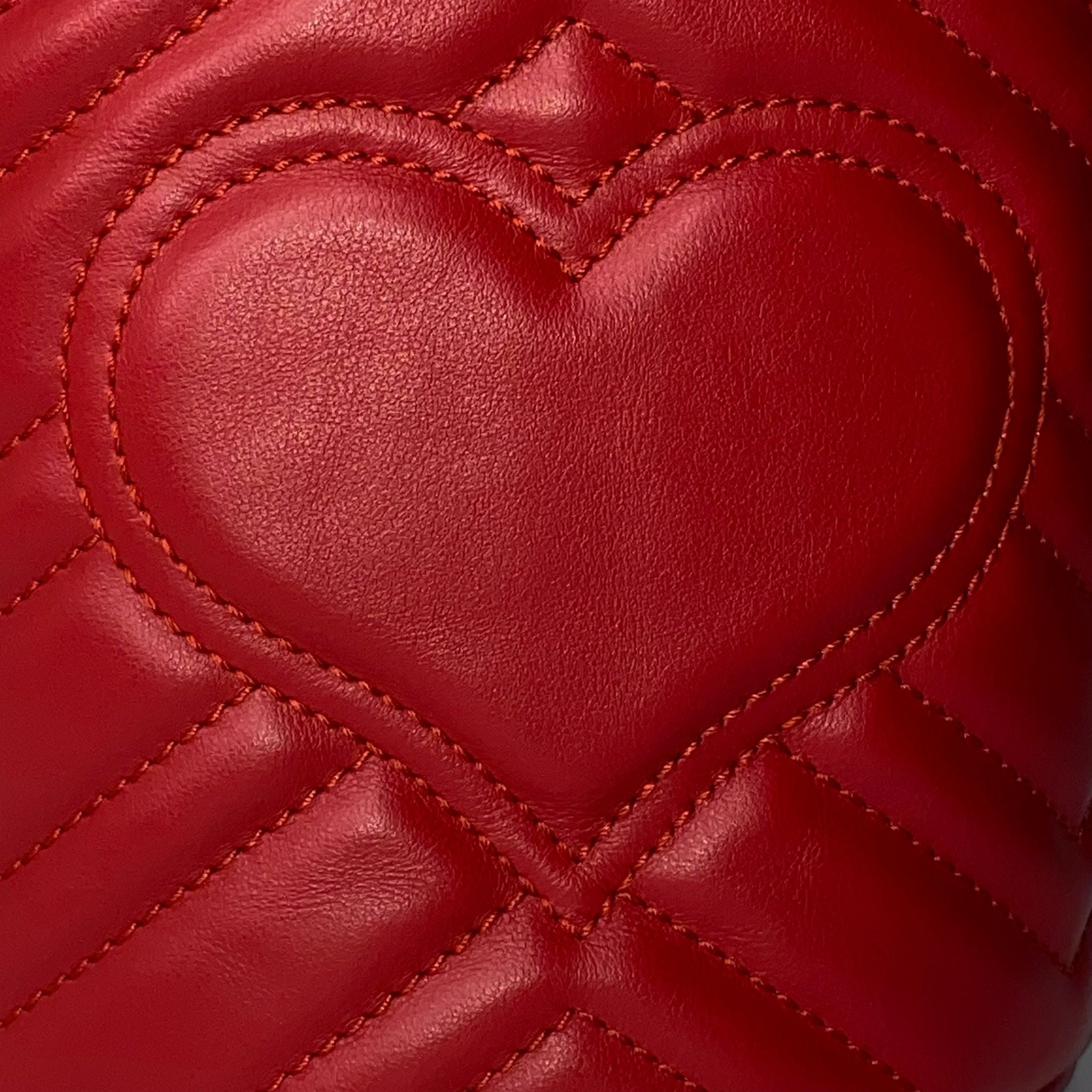 Gucci Calfskin Matelassé Mini GG Marmont Bucket Bag – Hibiscus Red