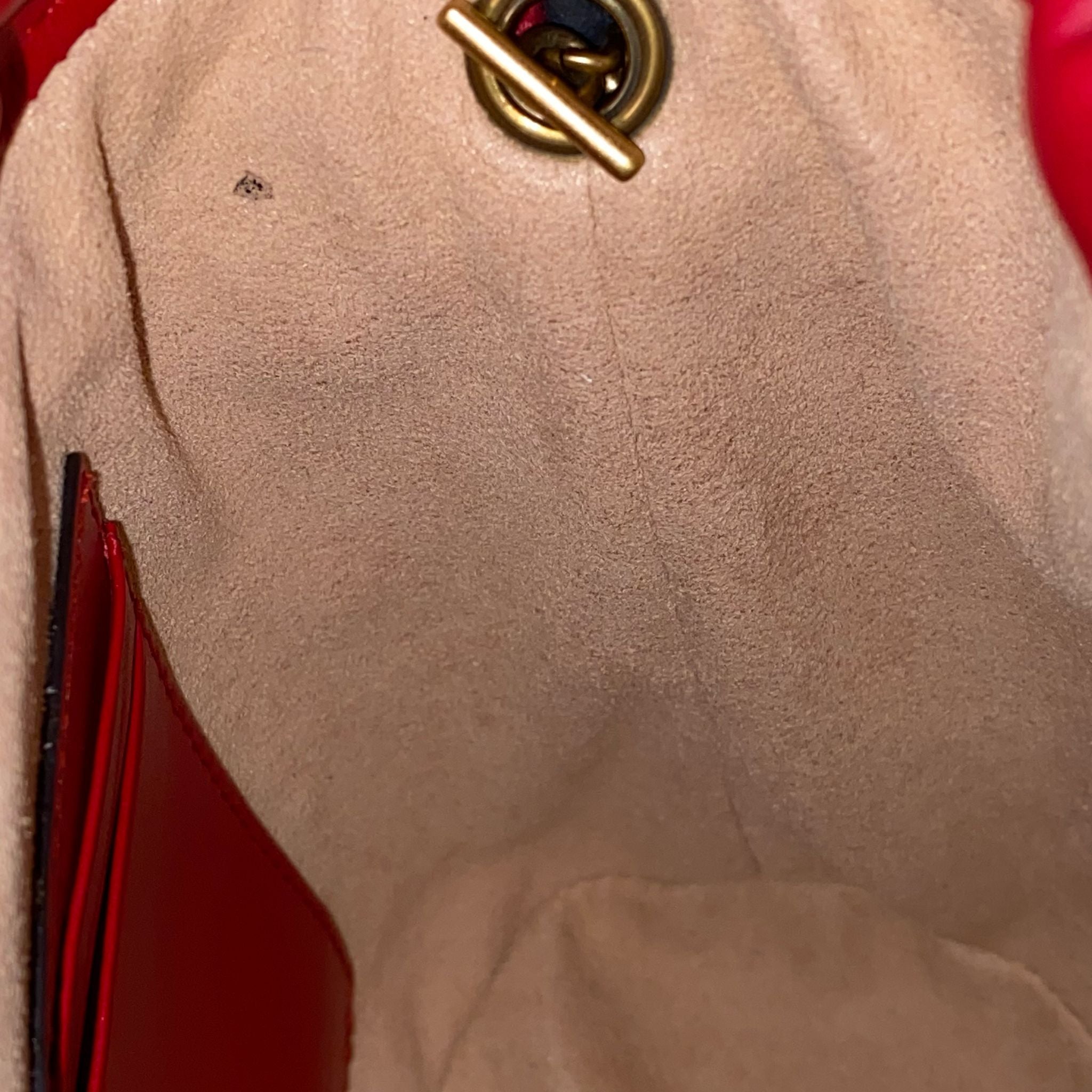 Gucci Calfskin Matelassé Mini GG Marmont Bucket Bag – Hibiscus Red