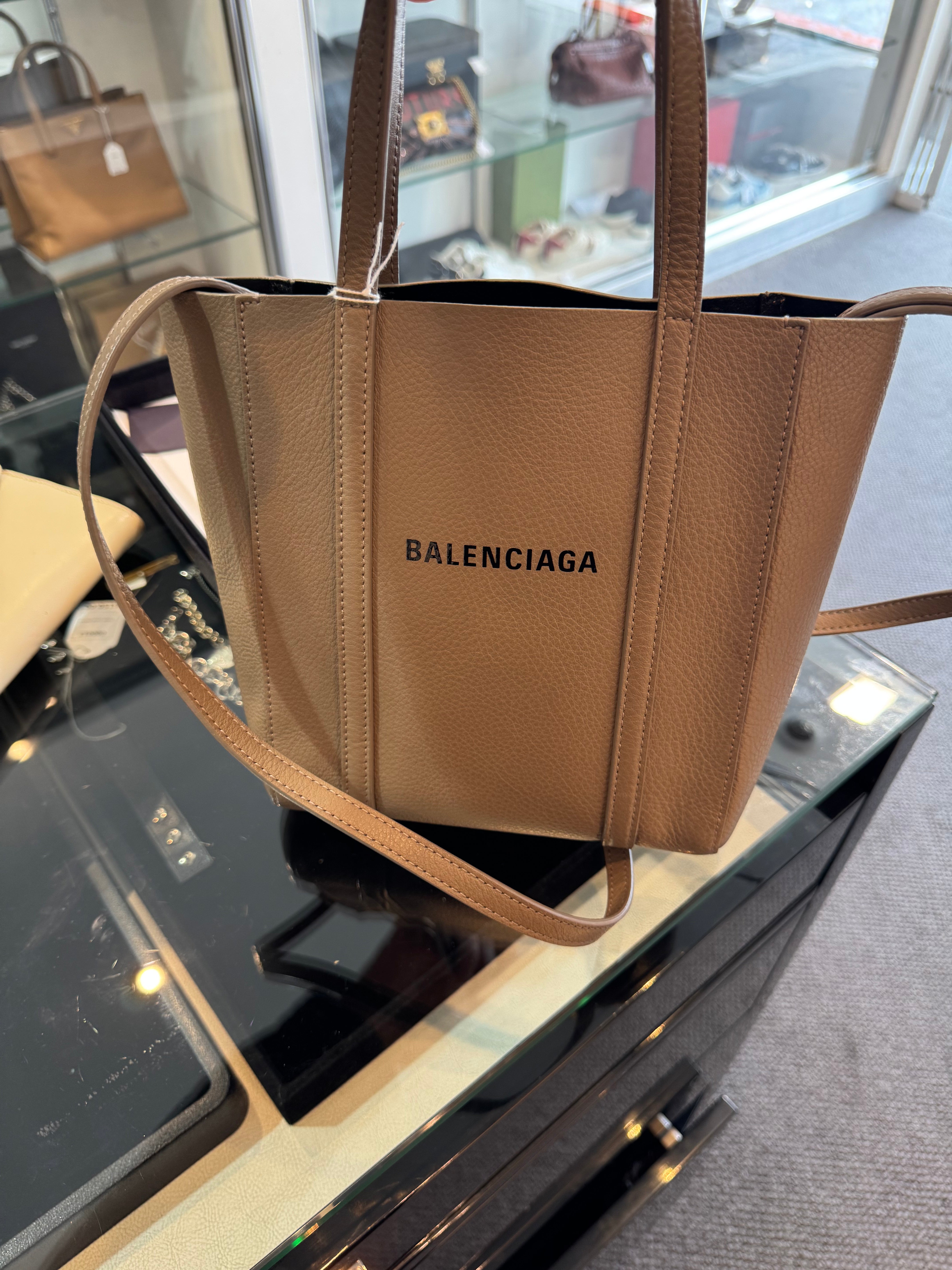 Balenciaga everyday tote deal of the day