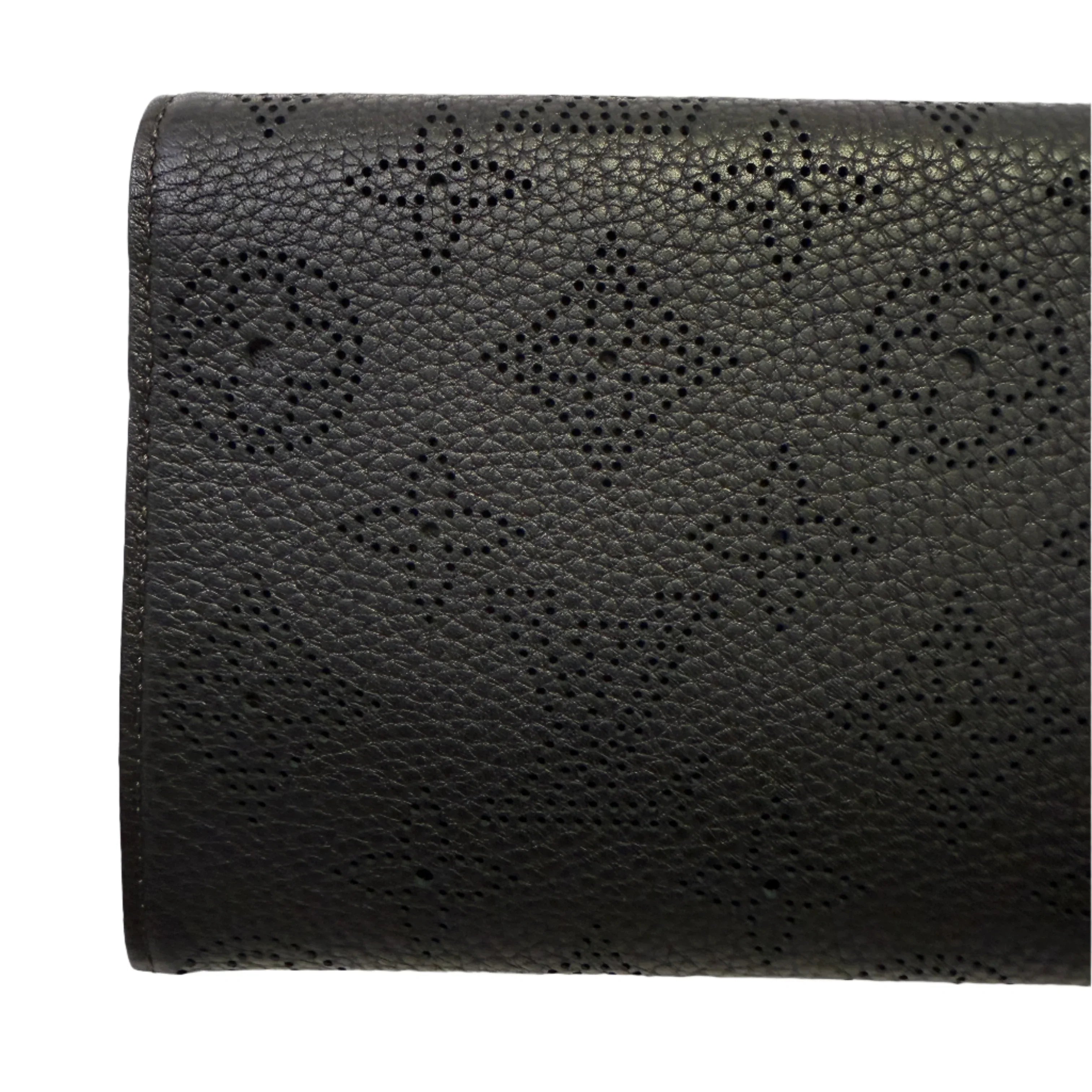 Louis Vuitton Mahina Amelia Long Wallet Black