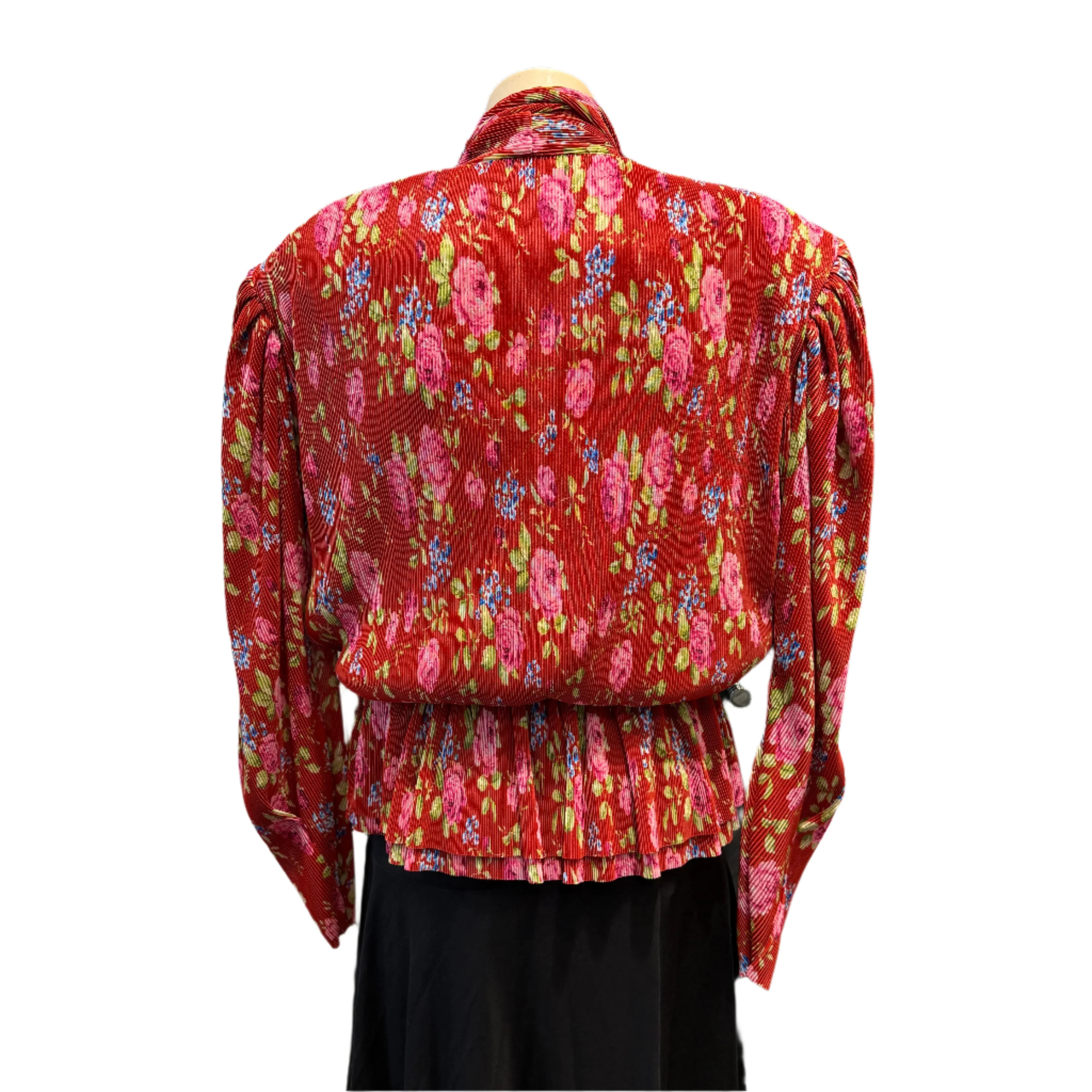 Balenciaga Pre-Fall 2017 Pleated Lavallière Blouse Floral 34