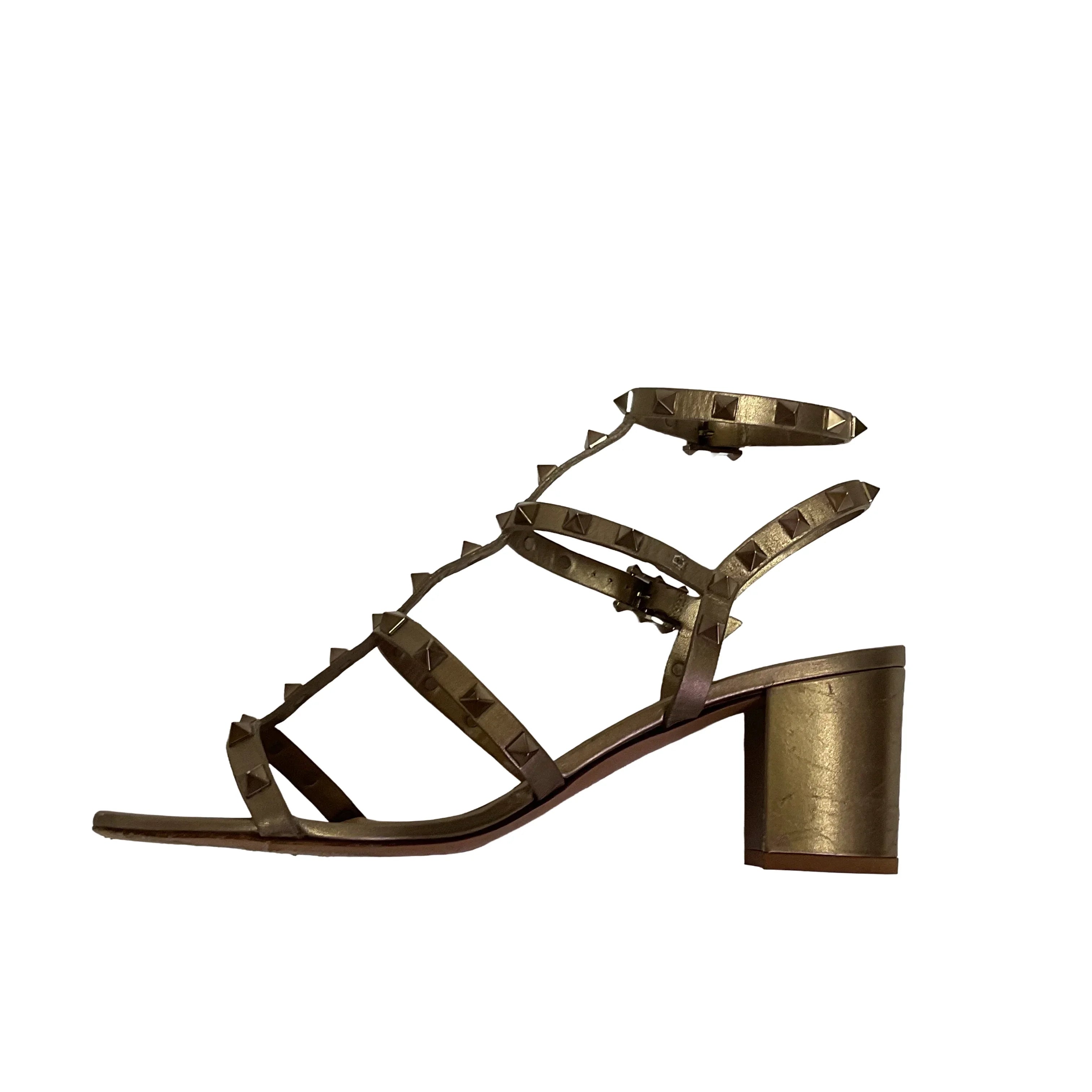 Valentino Rock Stud Heels Beige/Gold 41 - Lost Designer