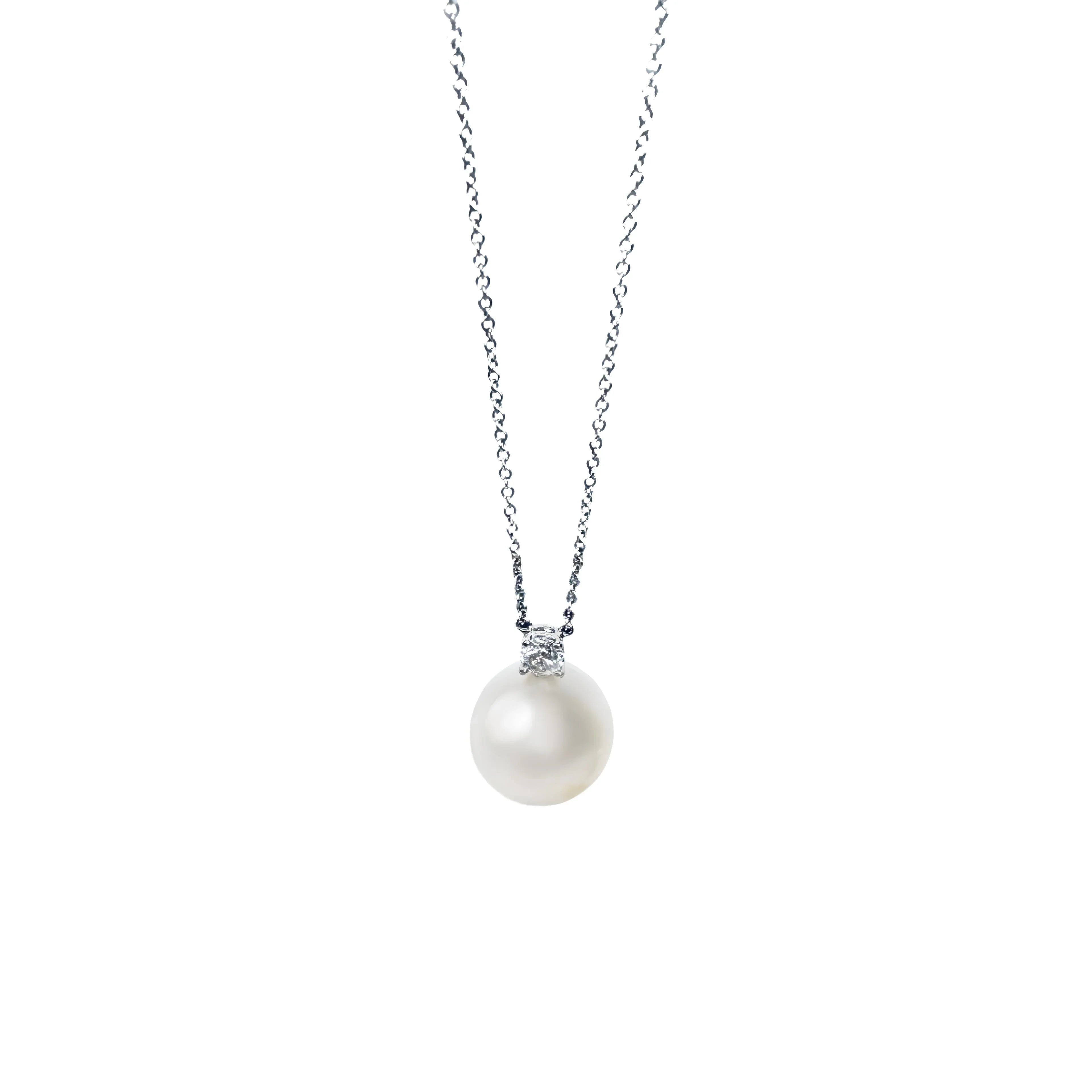Tiffany & Co. South Sea Noble Pearl Necklace – 0.17 ct Diamond / Platinum