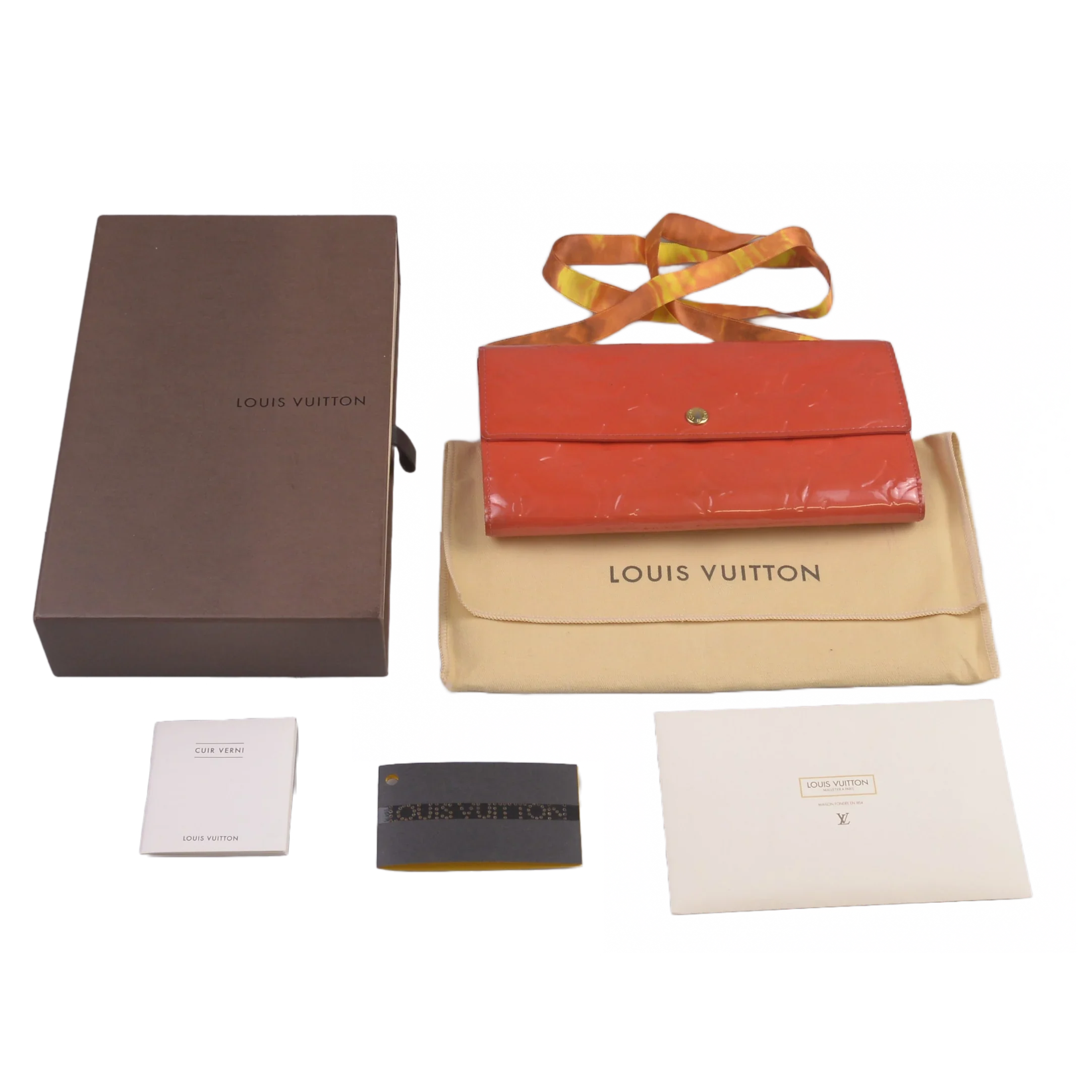 Louis Vuitton Vernis Monogram Sarah Long Wallet Red