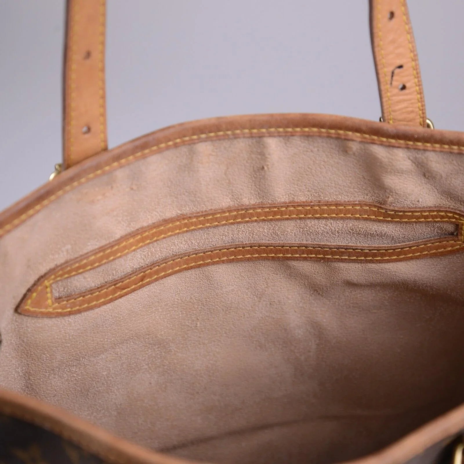 Louis Vuitton Bucket GM Monogram Tote Bag With Pouch - Lost Designer