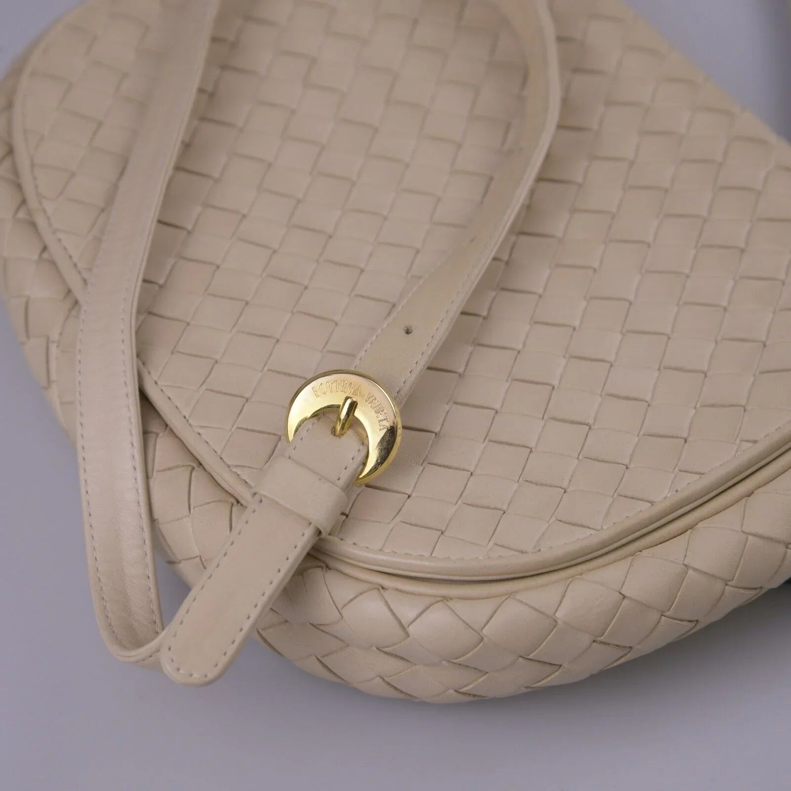 Bottega Veneta Intrecciato Nappa Shoulder Bag Leather Ivory