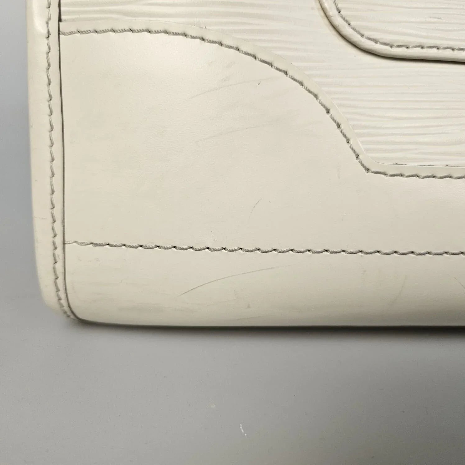 Louis Vuitton Madeleine Epi GM Bag White