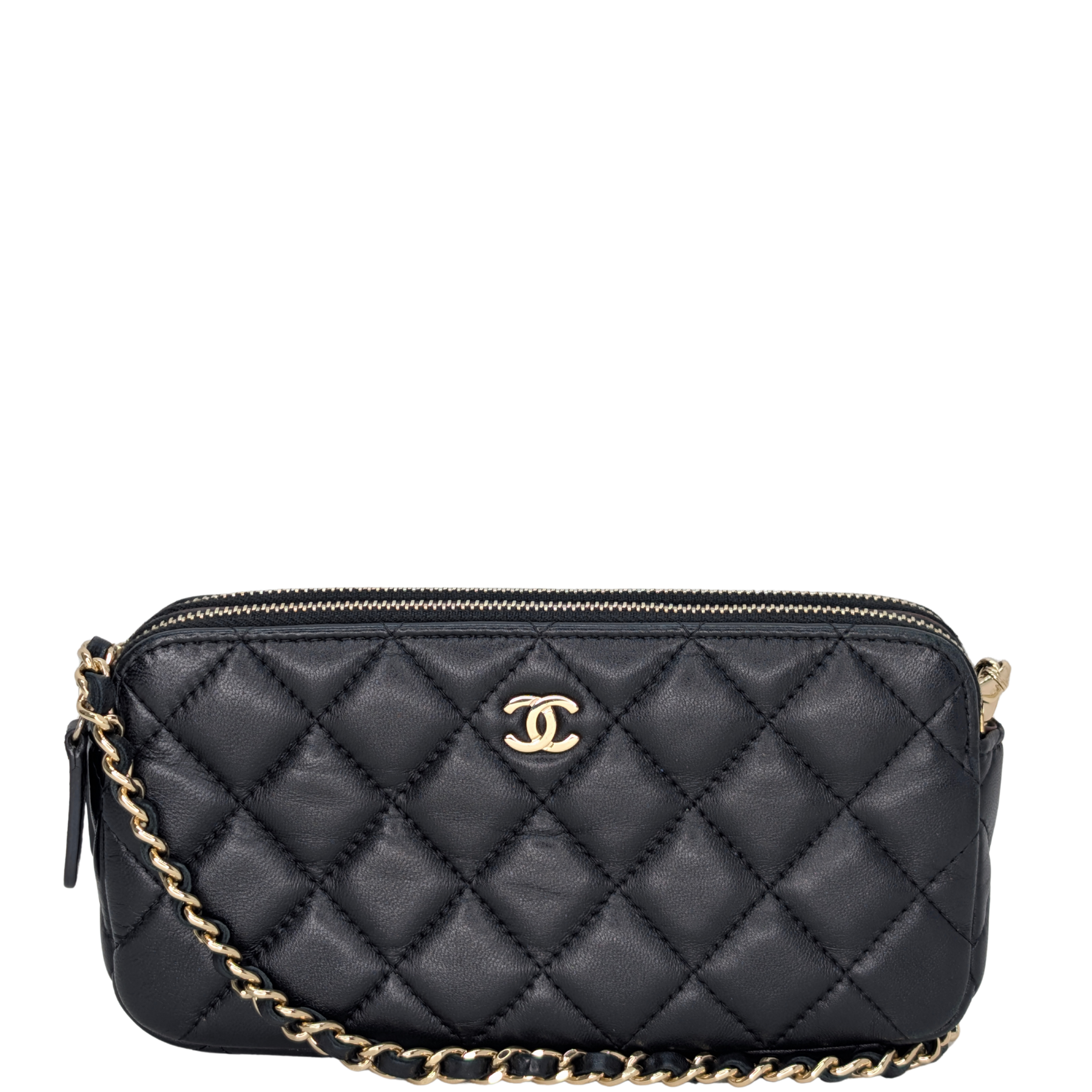 Second-hand Chanel clutch or pouch at Lost Designer