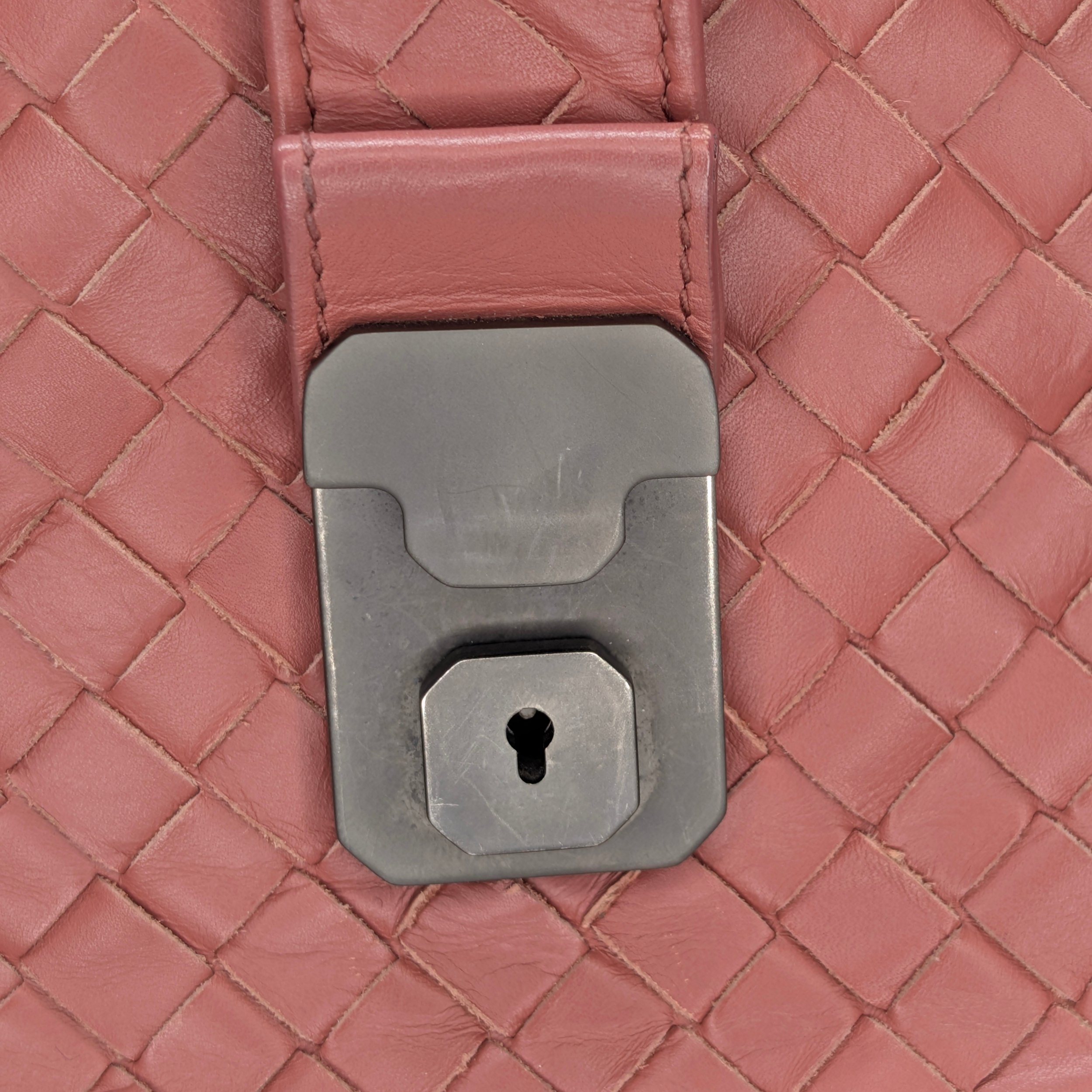 Bottega Veneta Intrecciato Roma Large Bag Pink