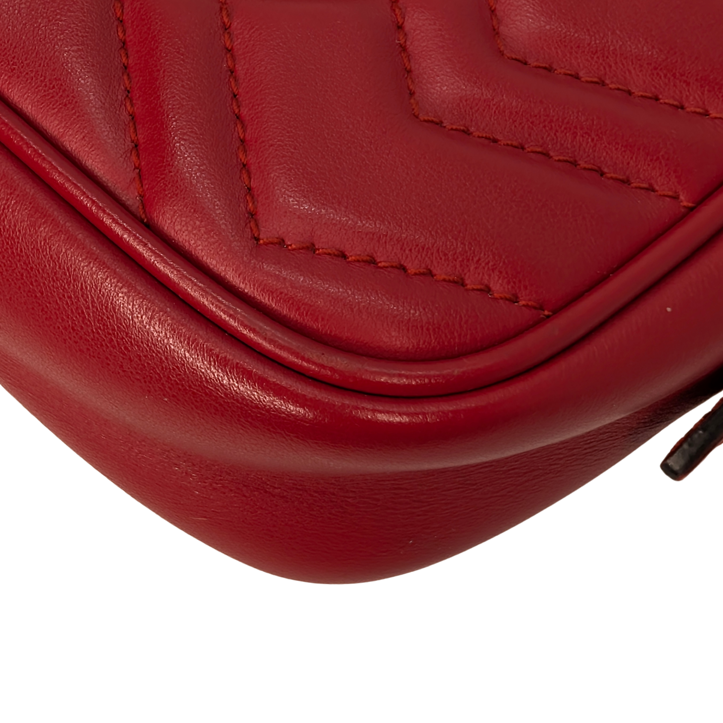 Gucci Mini GG Marmont Chain Shoulder Bag Hibiscus Red