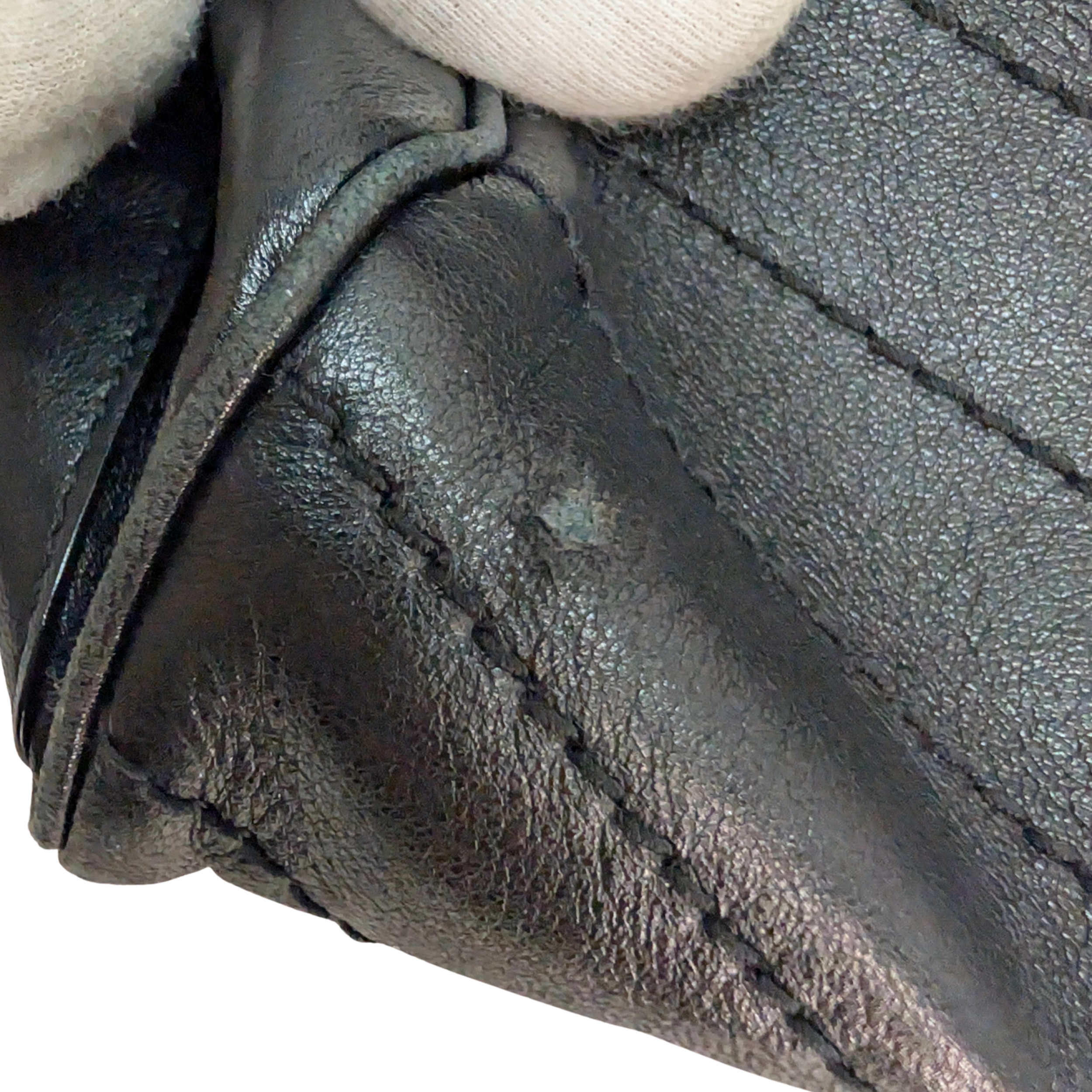 Yves Saint Laurent Niki Stardust studded Bag Black
