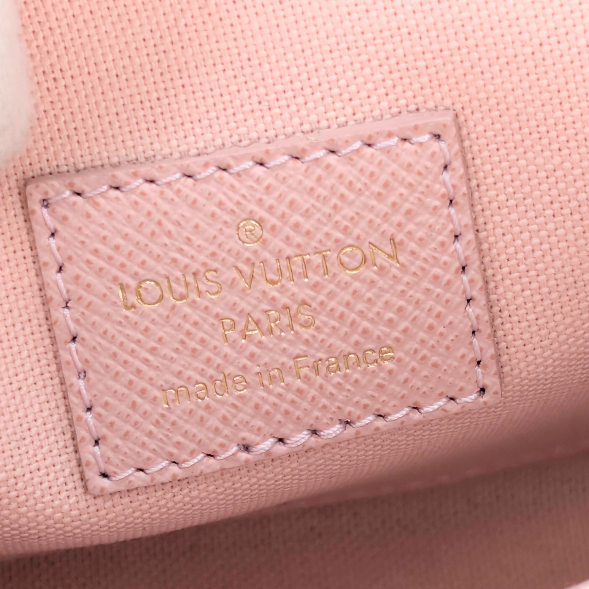Louis Vuitton Félicie Damier Azur Wallet on Chain