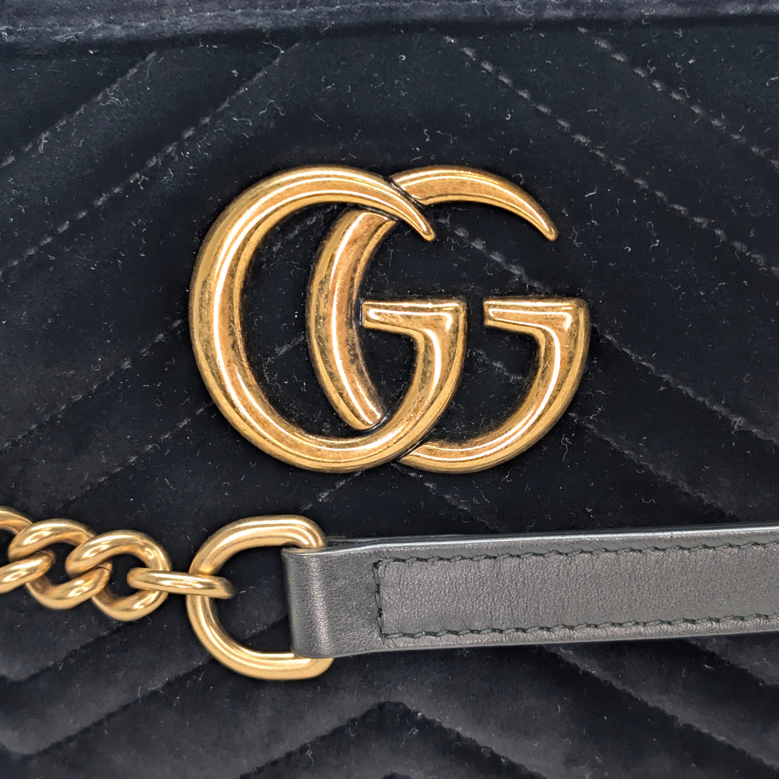 Gucci Marmont Velvet Small Camera Bag Black
