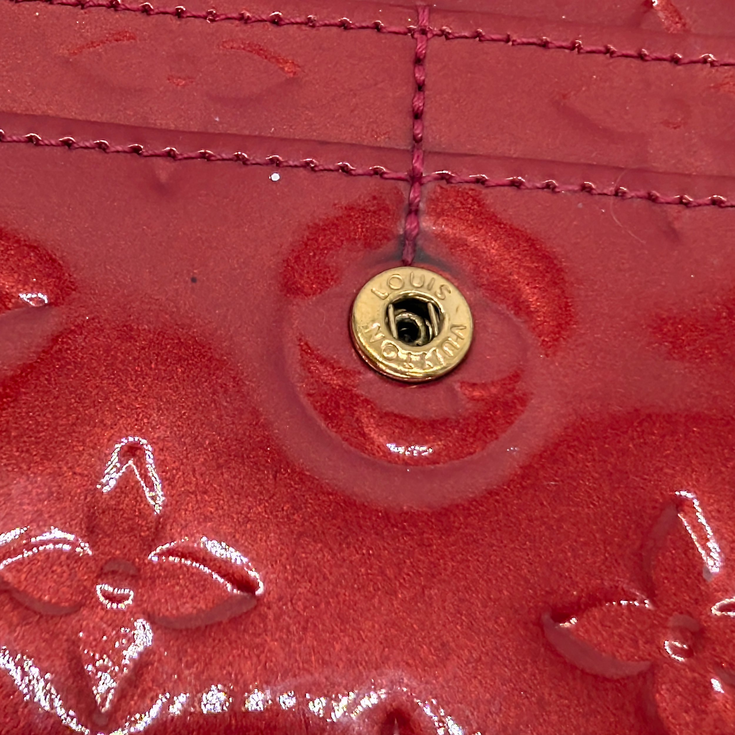 Louis Vuitton Sarah Long Wallet Vernis Leather Patent Red