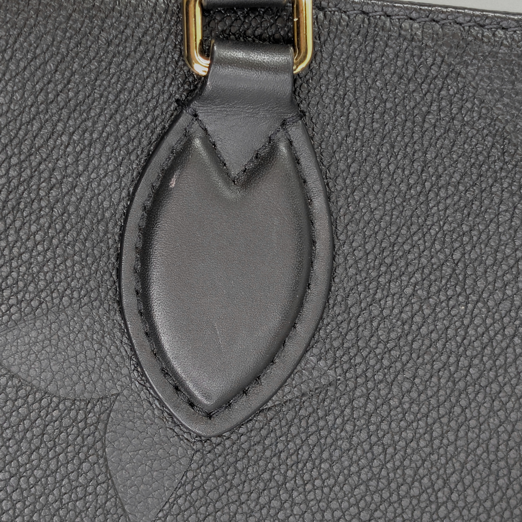 Louis Vuitton Onthego MM Empreinte Leather Black