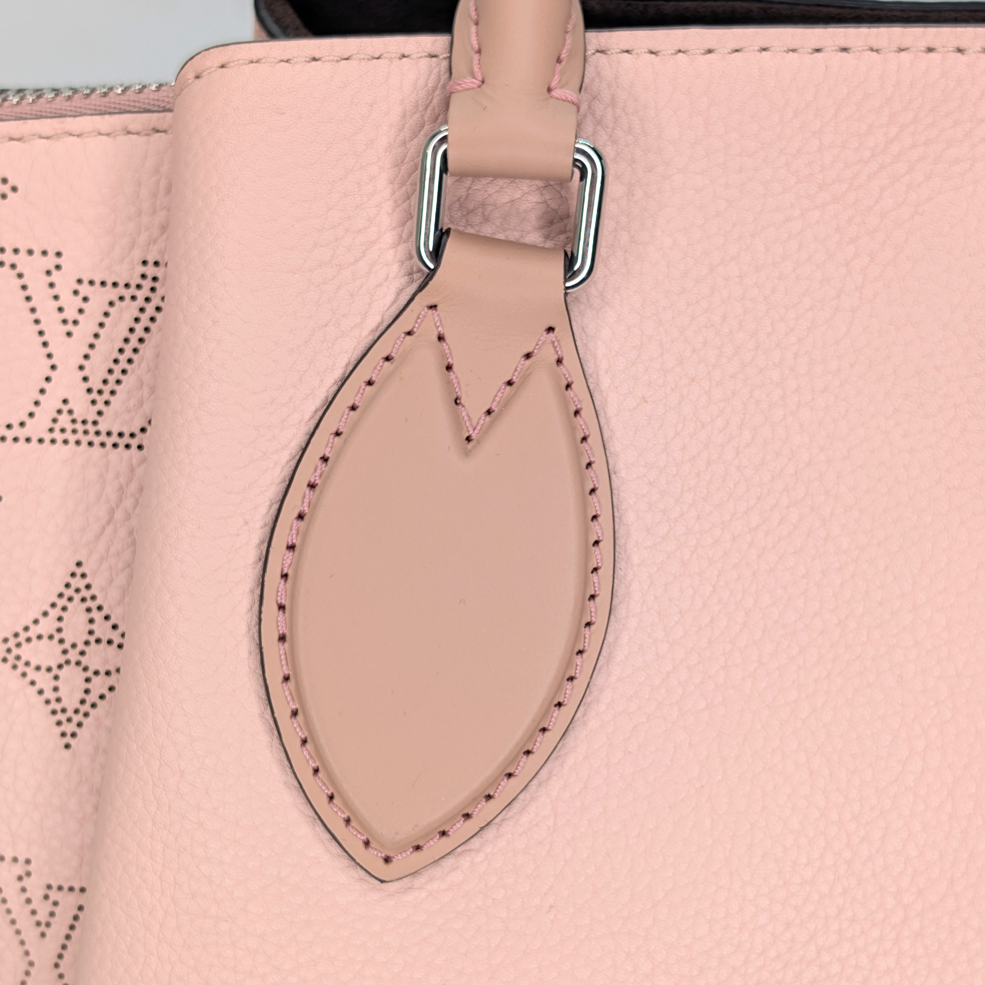 Louis Vuitton Mahina Haumea Magnolia Pink