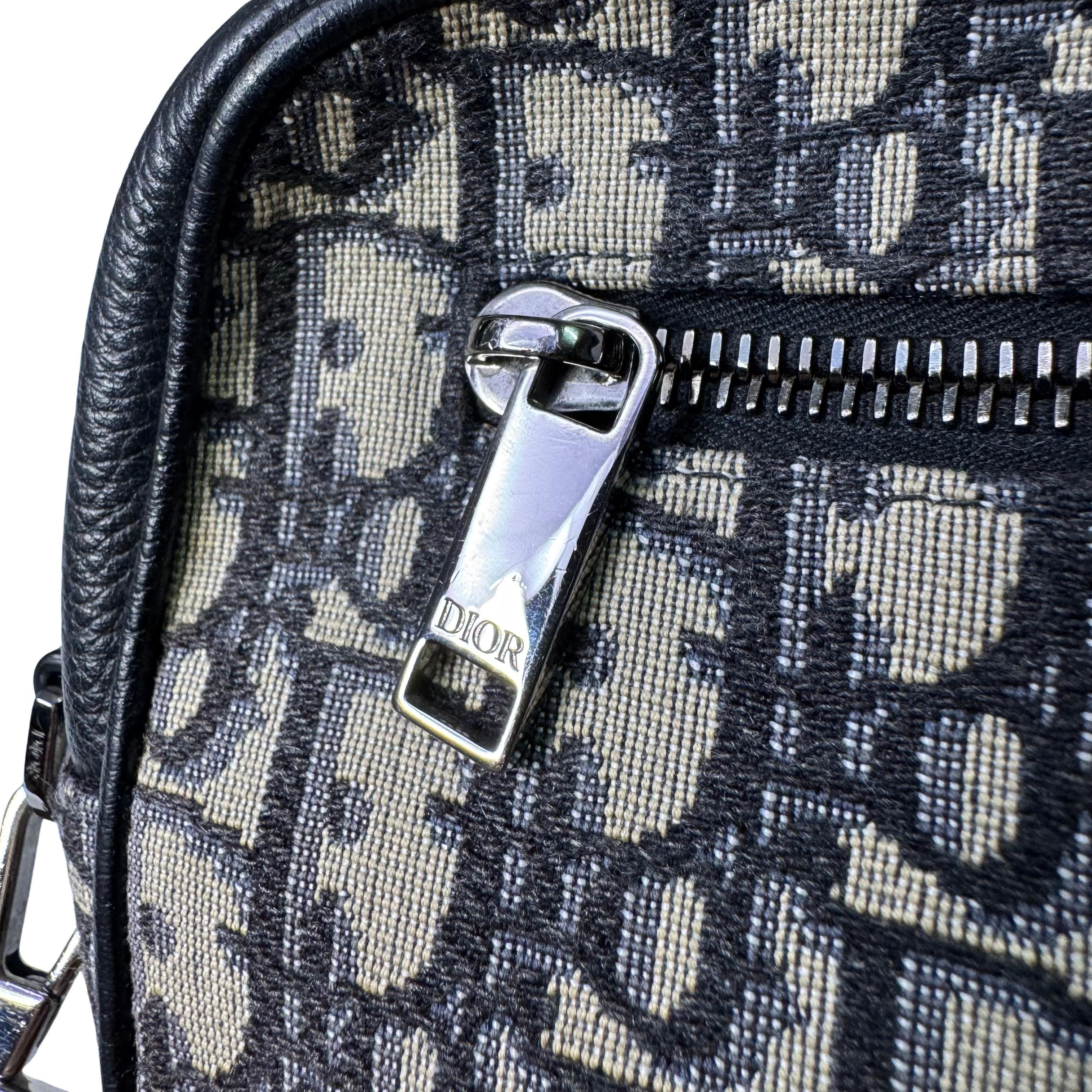 Dior Unisex Oblique Wristlet toiletry clutch Bag