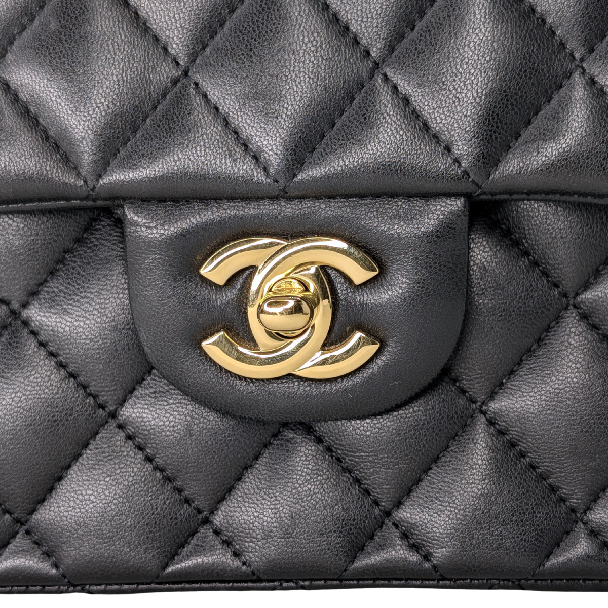 Chanel Small Classic Double Flap Bag Lambskin Black GHW