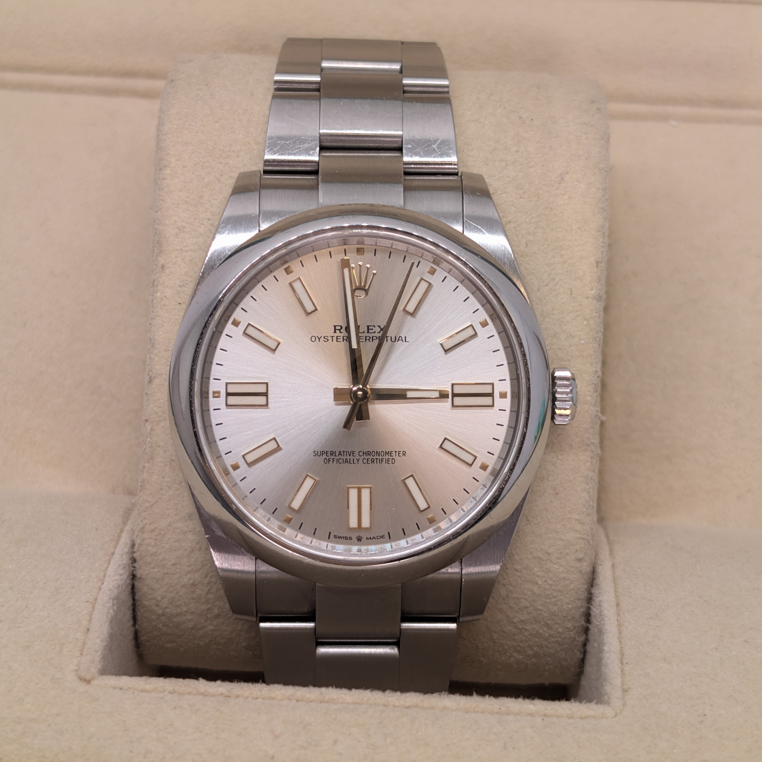 Rolex Oyster Perpetual 124300 41mm Silver Dial Oyster Watch 2020