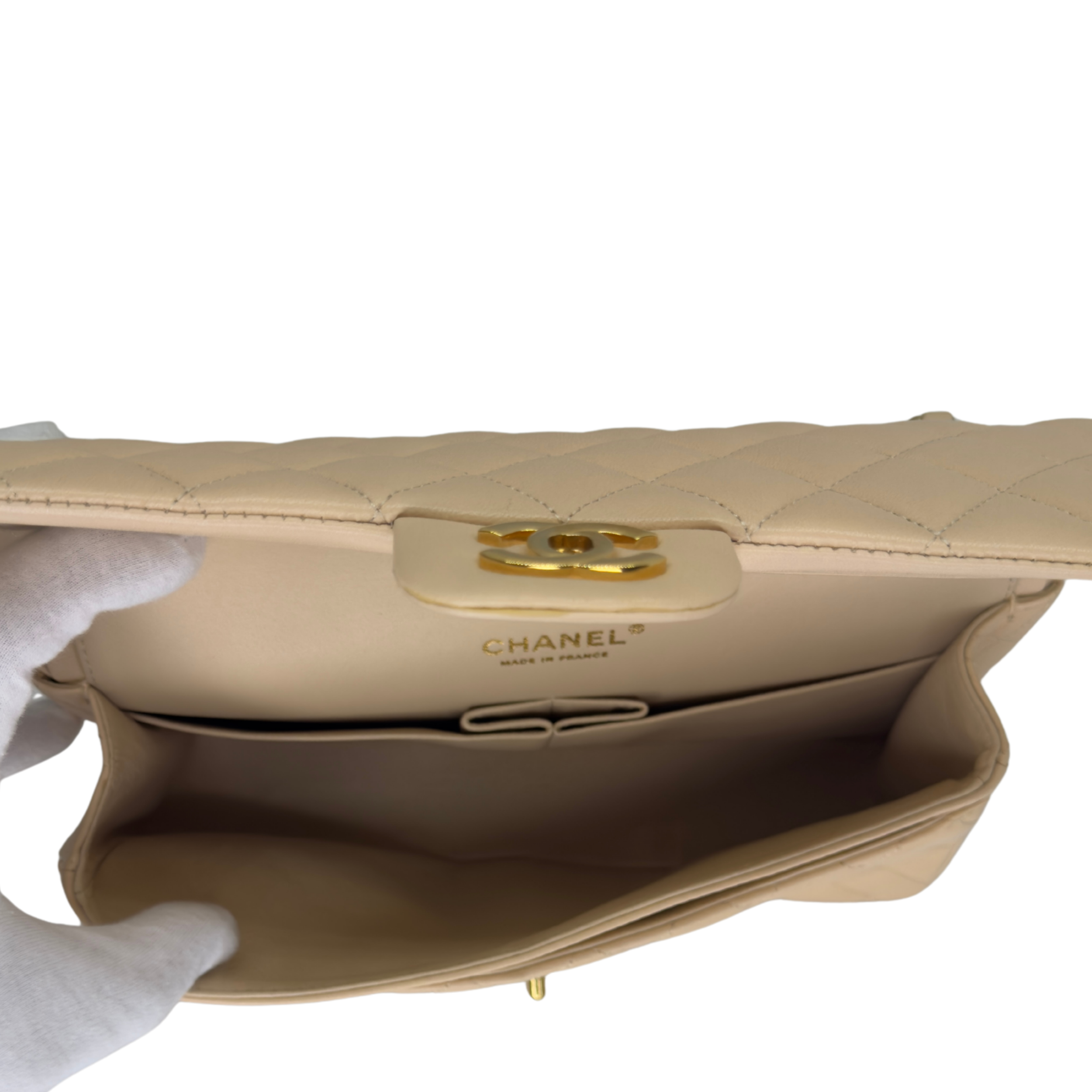 Chanel classic Double Flap Medium Lambskin Beige