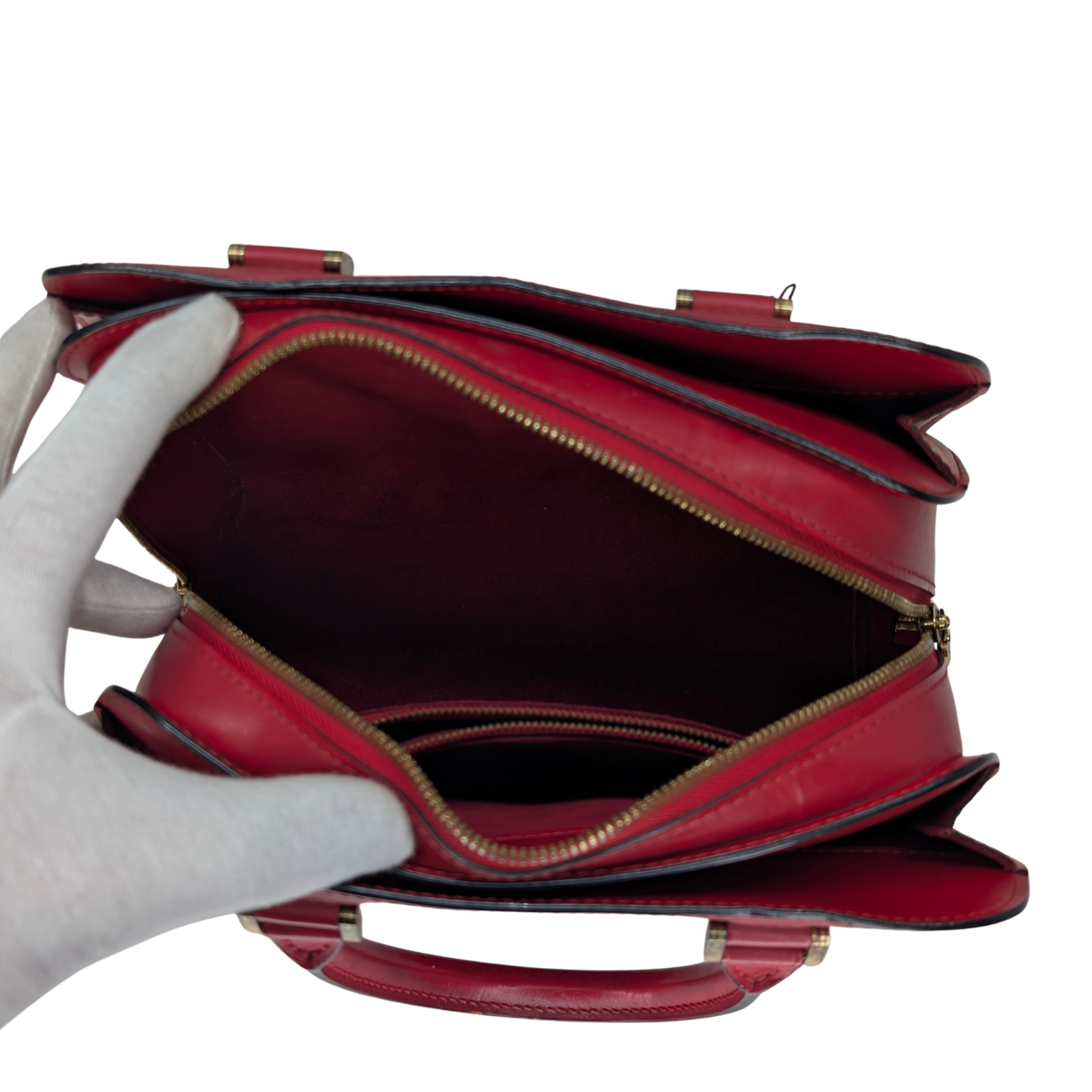 Louis Vuitton Pont Neuf Epi Leather Bag Red