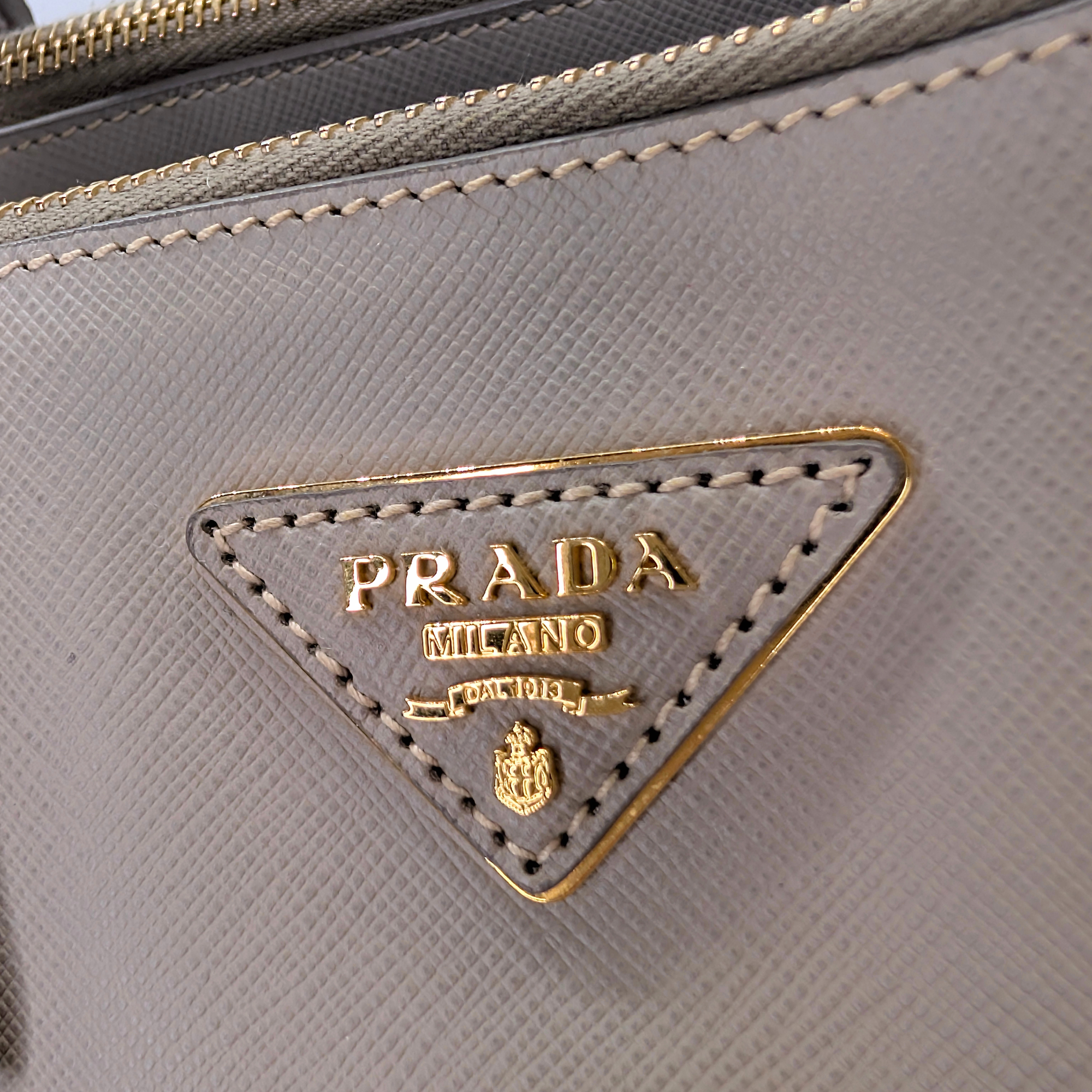 Prada Saffiano Large Galleria Tote Bag Grey